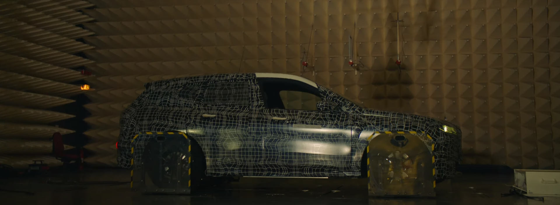 BMW Teases iNext, MINI Electric GP And Motorrad Concept