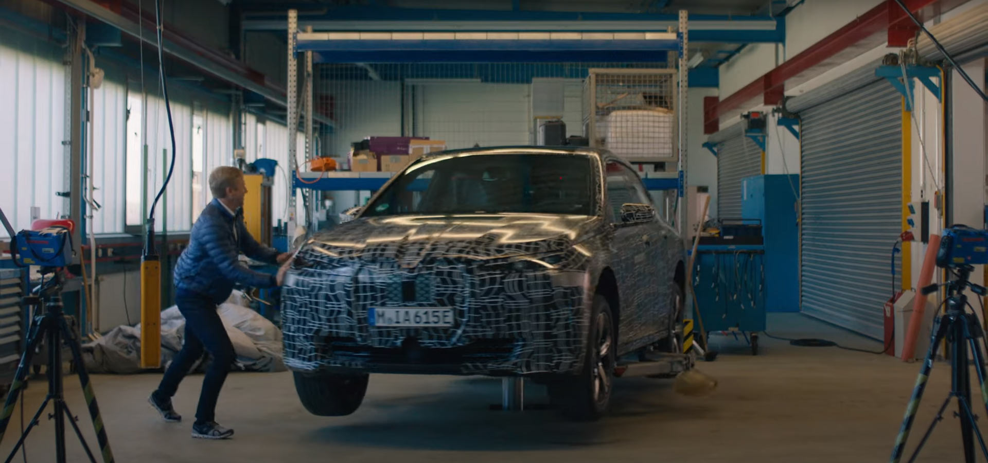 BMW Teases iNext, MINI Electric GP And Motorrad Concept