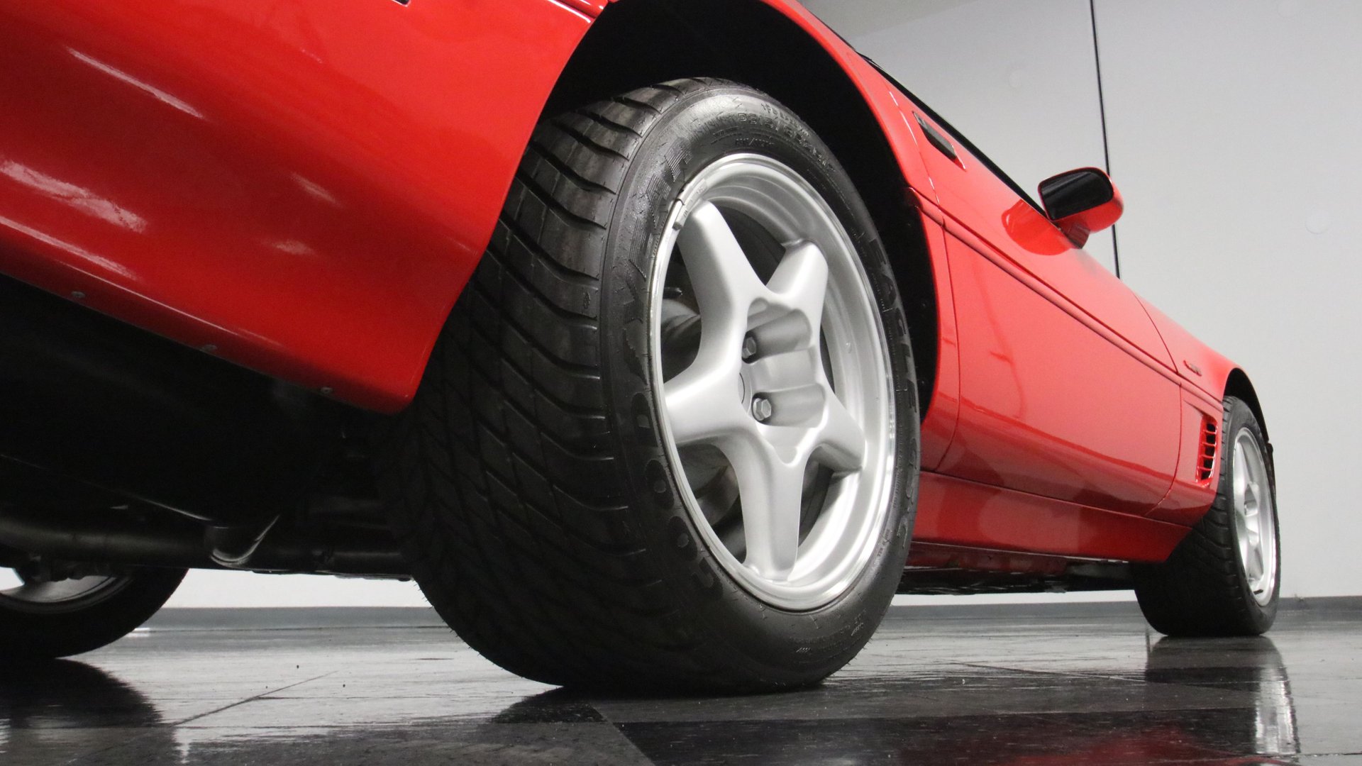 Ultra Low-Mileage 1995 Corvette ZR1 Costs As Much As A New C8