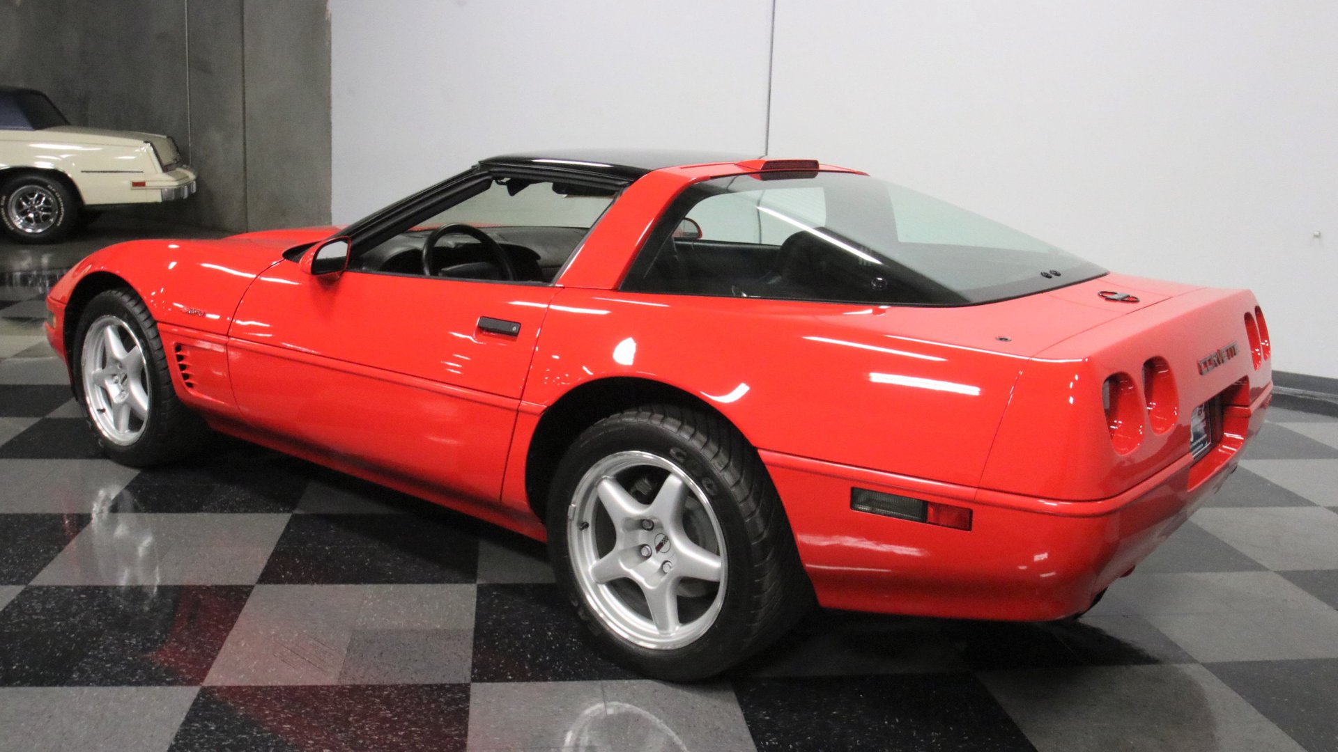 Ultra Low-Mileage 1995 Corvette ZR1 Costs As Much As A New C8
