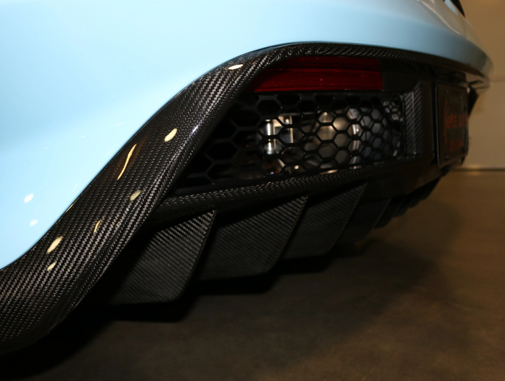 Light Blue 2018 Ford GT Has Already Attracted Bids 40% Over Its Original Sticker Price