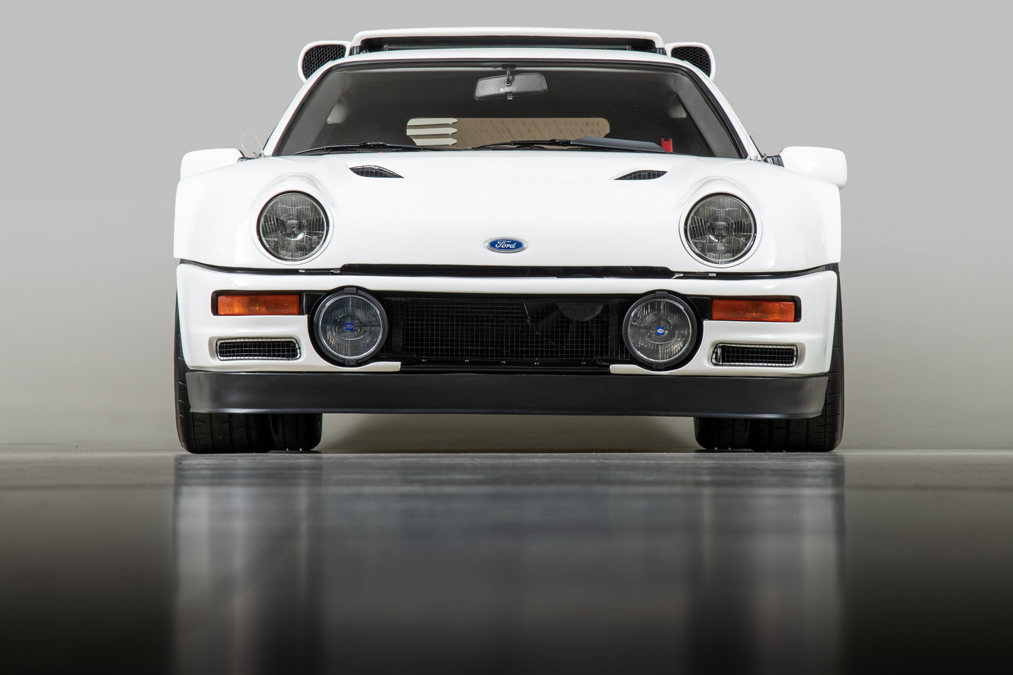 Rally Connoisseurs, This Ford RS200 Evolution Is For You