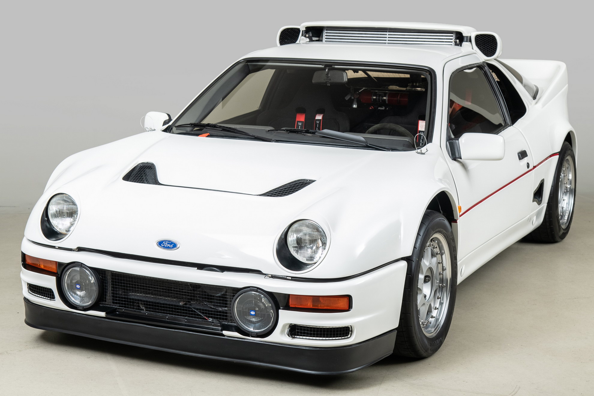 Rally Connoisseurs, This Ford RS200 Evolution Is For You