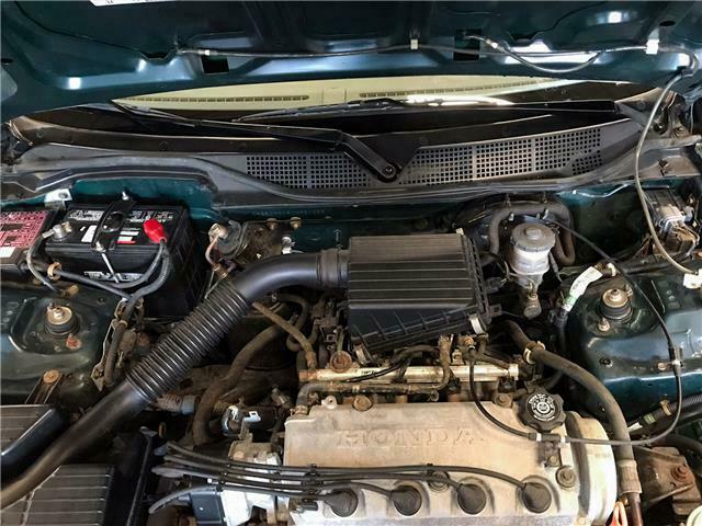 After 20 Years, This 2000 Honda Civic SE Has Only Clocked 5,750 Miles