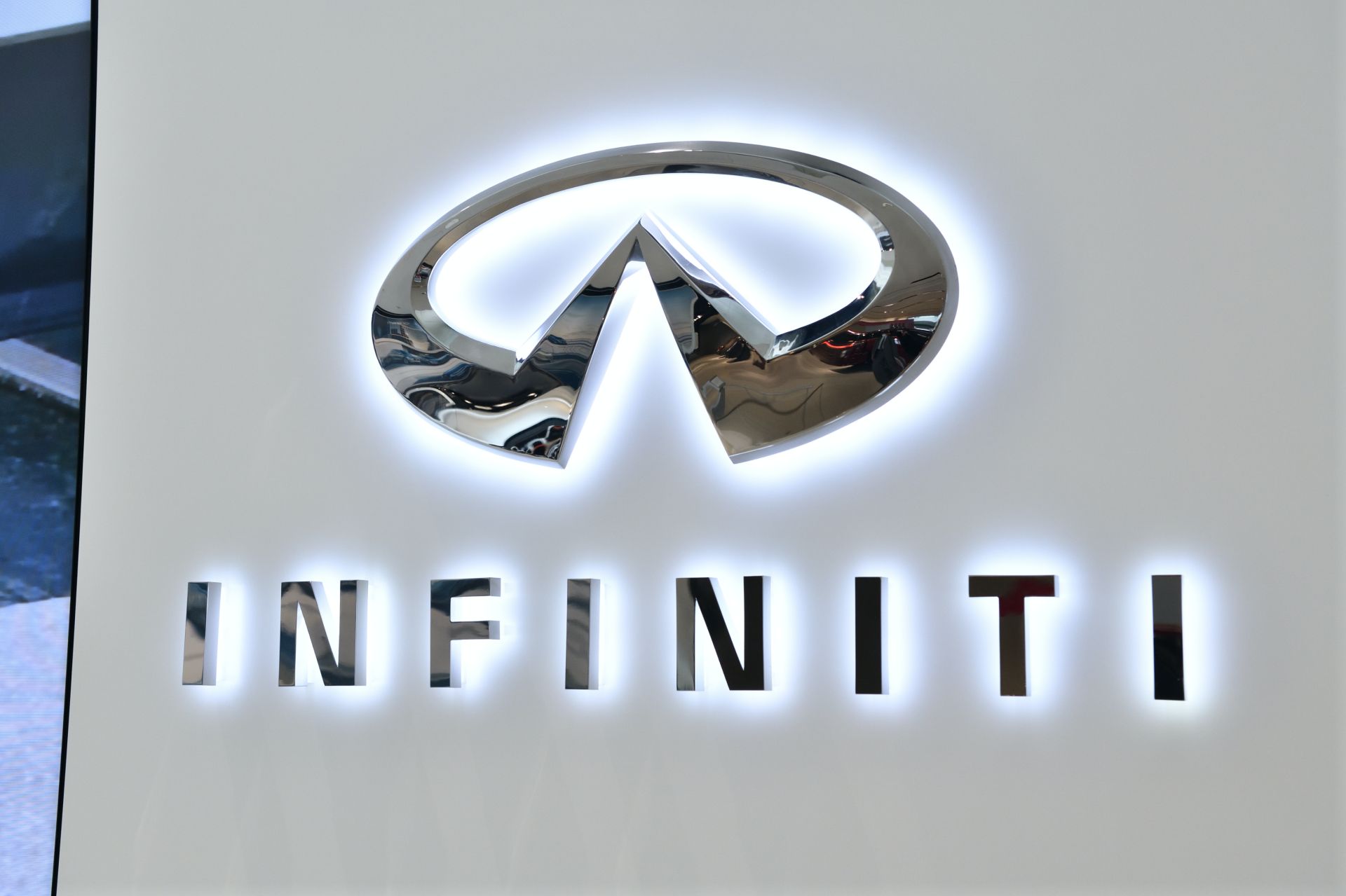 The Future Looks Bright At The Newly-Opened Infiniti Lounge In Yokohama