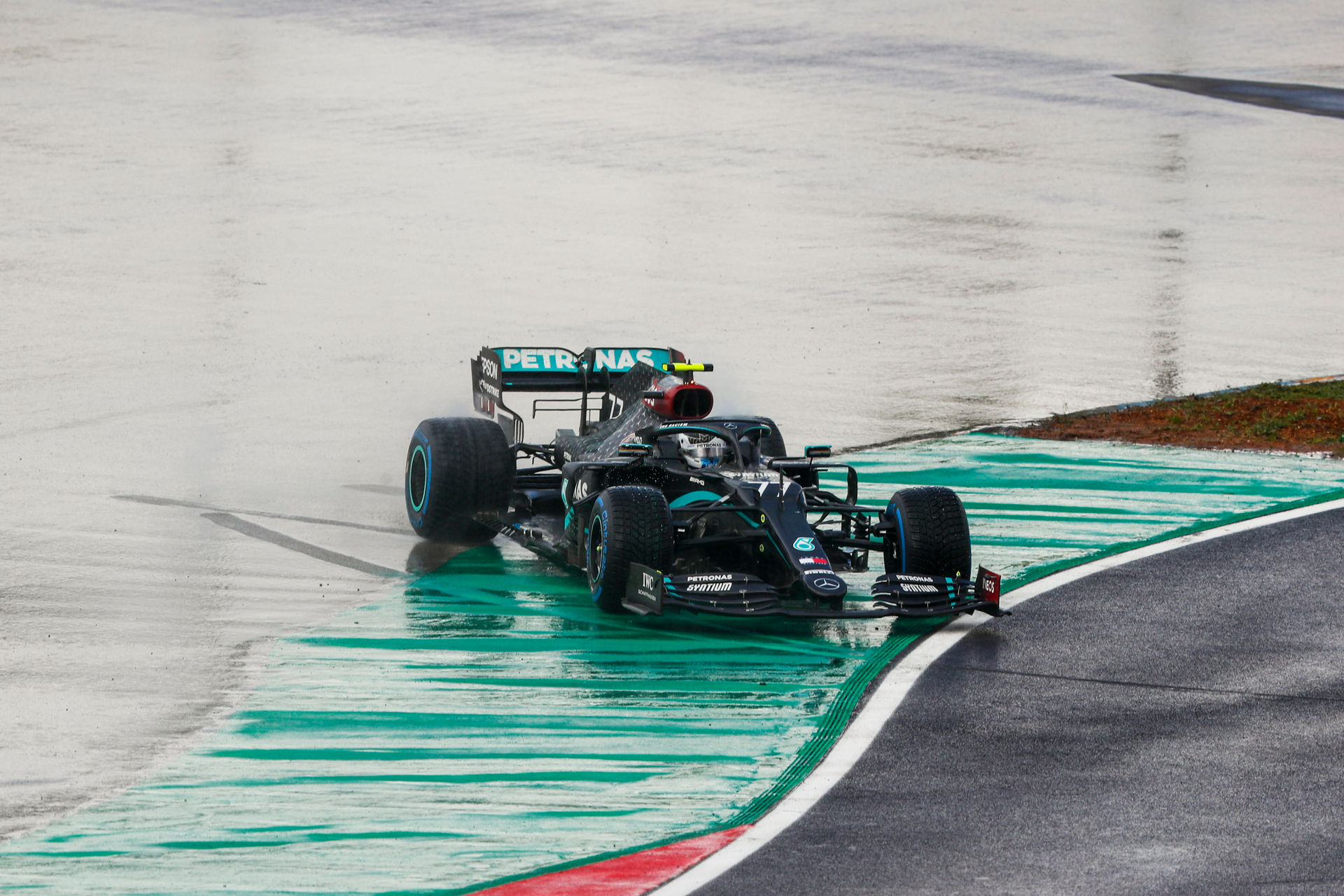Lewis Hamilton Secures 7th World Championship With Thrilling Turkish GP Win