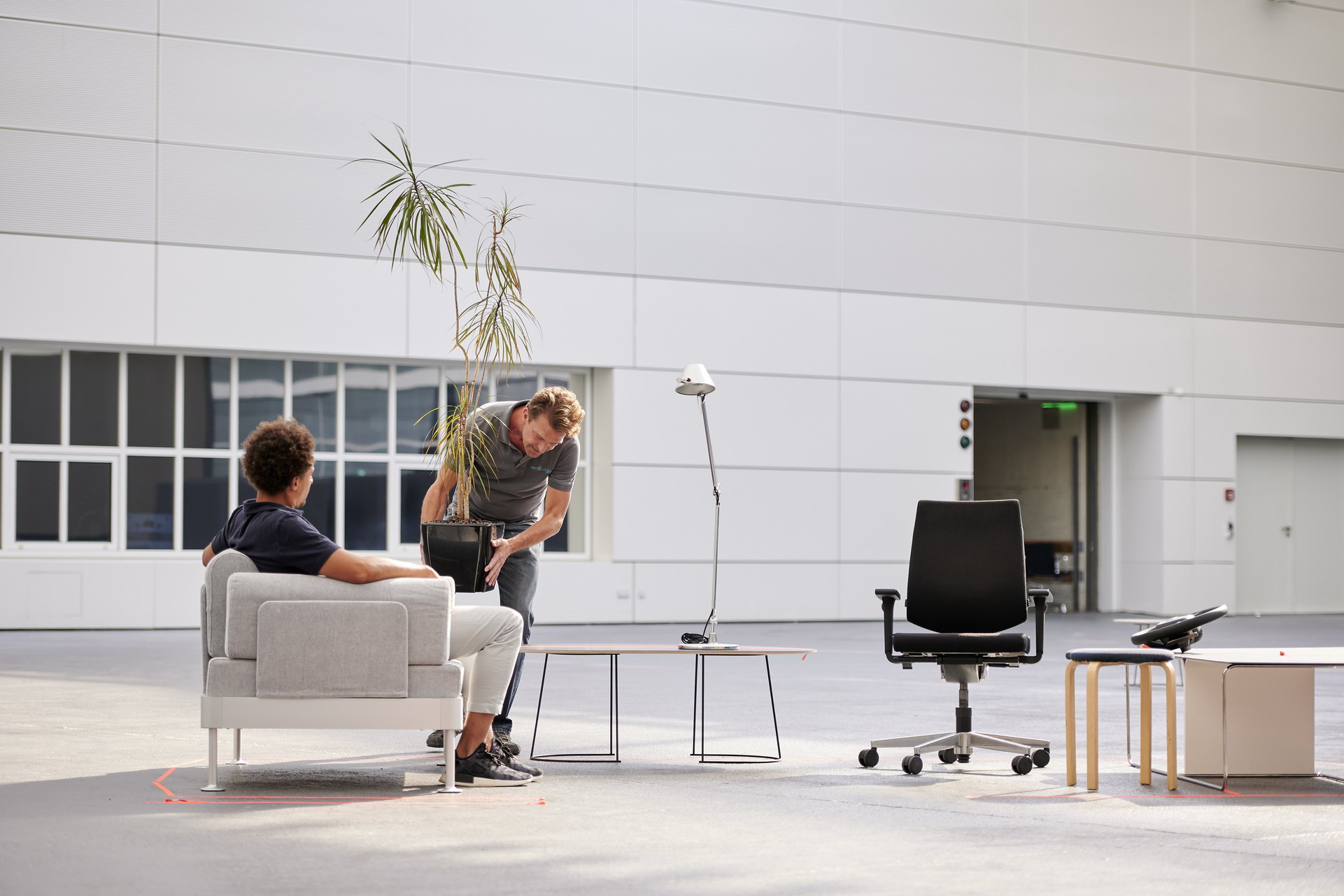 MINI Vision Urbanaut Is As A Futuristic Autonomous Minivan Doubling As A Chic Urban Hangout