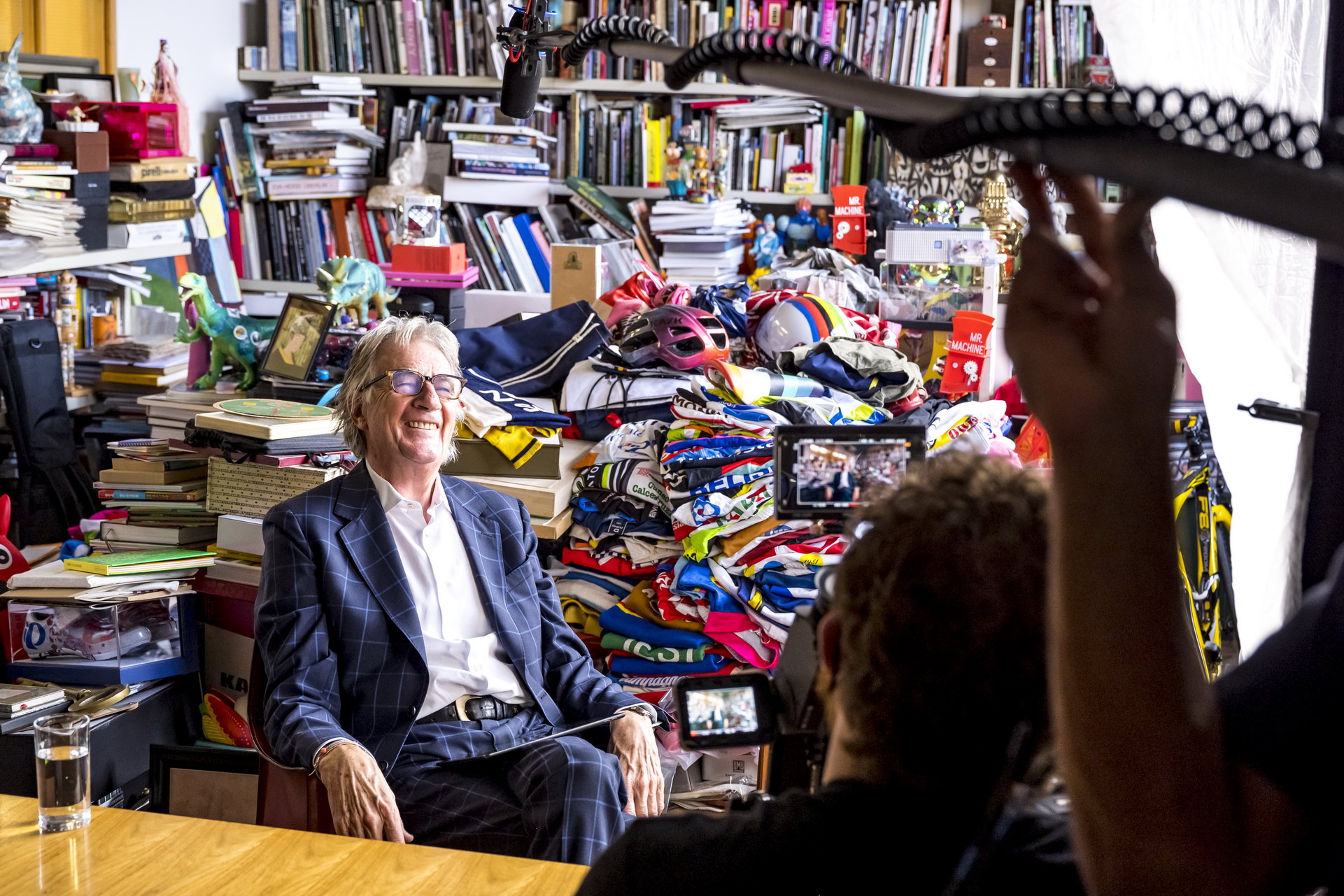 MINI Vision Urbanaut Is As A Futuristic Autonomous Minivan Doubling As A Chic Urban Hangout