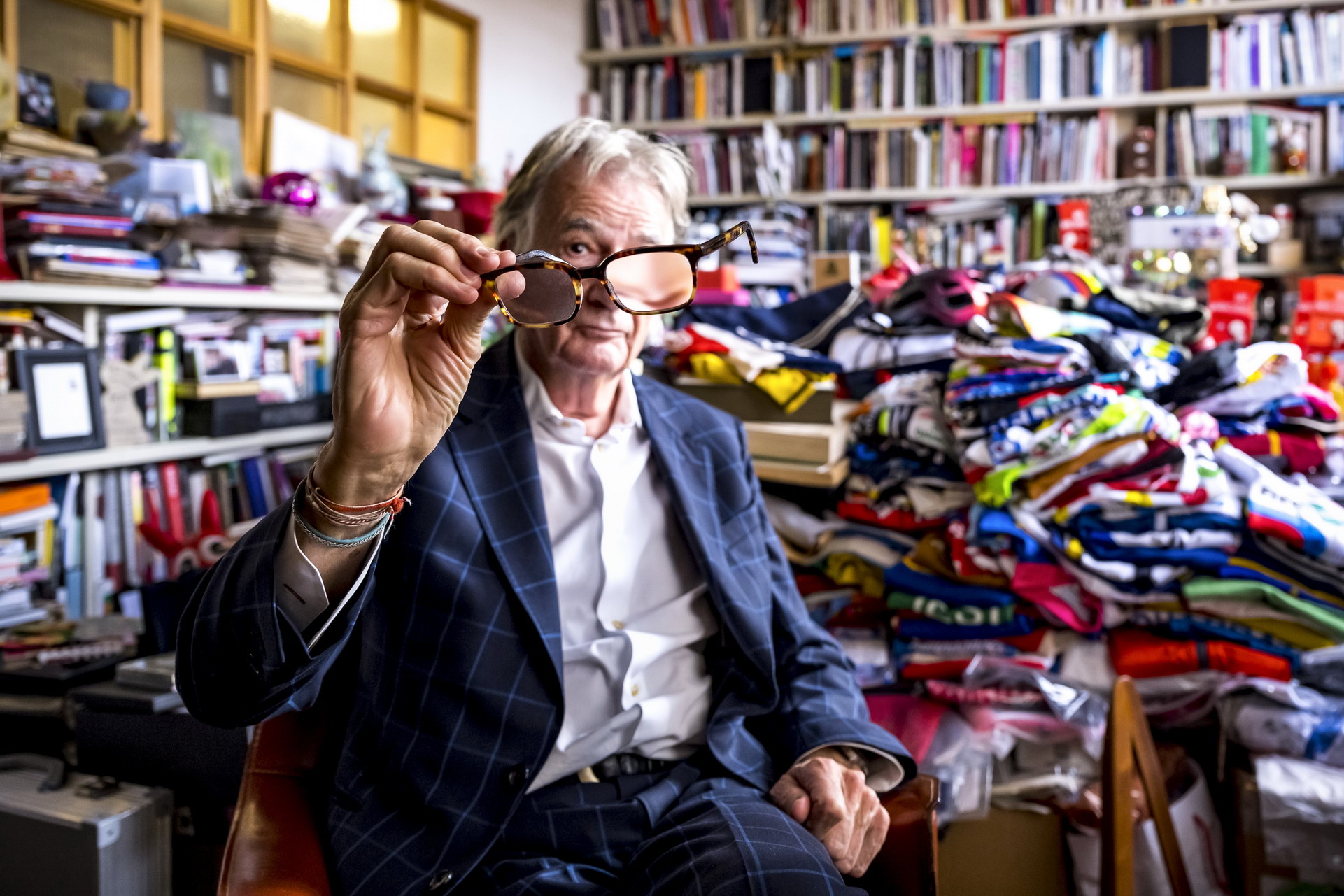 MINI Vision Urbanaut Is As A Futuristic Autonomous Minivan Doubling As A Chic Urban Hangout