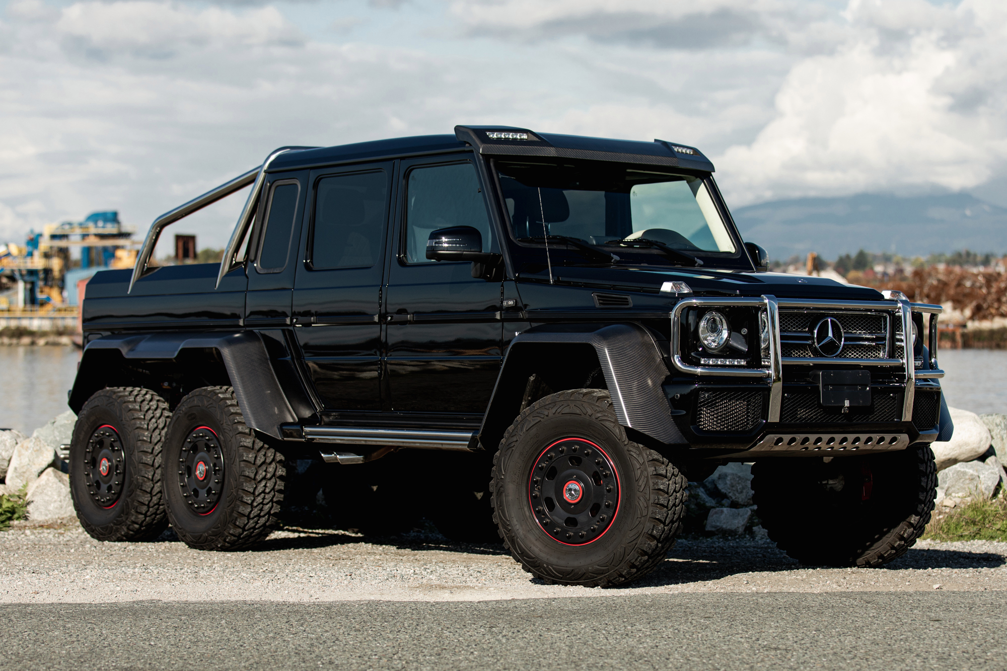 You Can Enjoy This Mercedes Benz G63 Amg 6x6 But Only For 2 5k Miles Per Year Carscoops