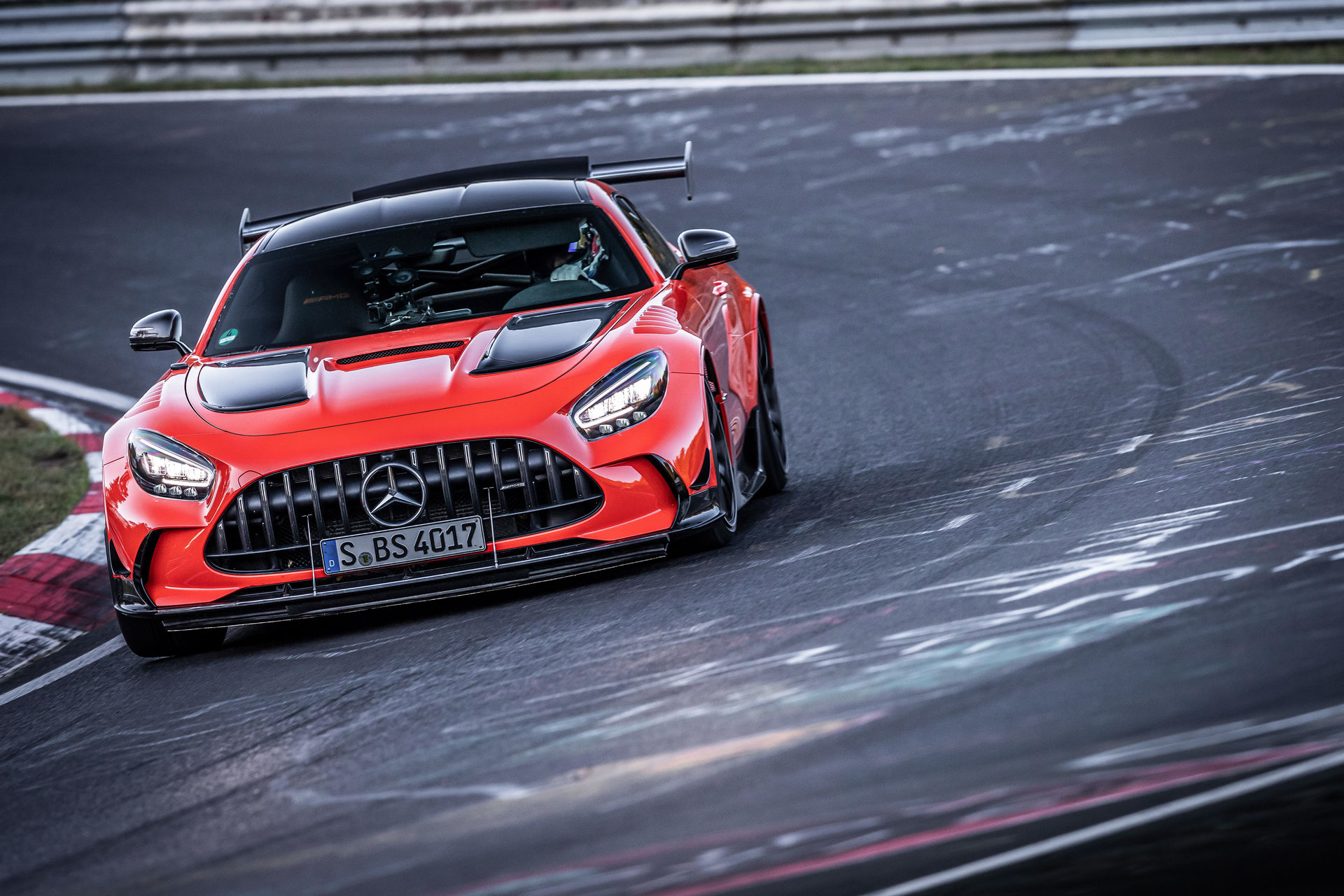 Mercedes-AMG GT Black Series Is The Fastest Production Car On The Nurburgring With 6:43.616 Lap