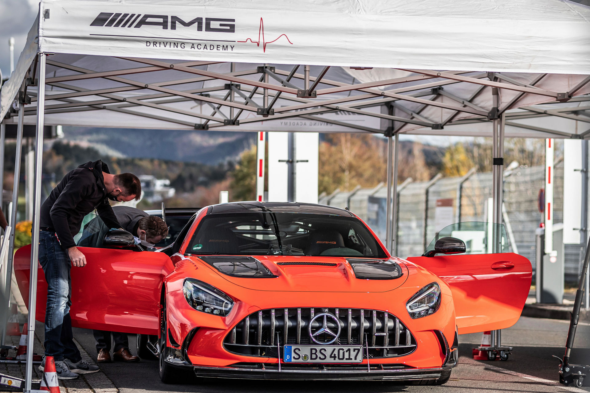 Mercedes-AMG GT Black Series Is The Fastest Production Car On The Nurburgring With 6:43.616 Lap