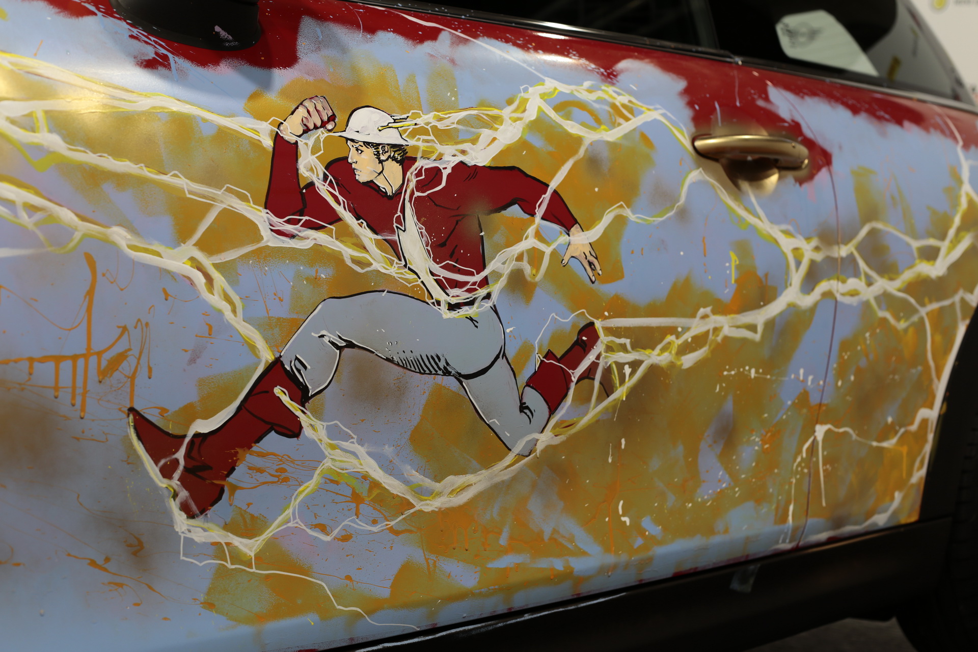 Special Mini Electric Pays Tribute To The 80th Anniversary Of DC’s ‘The Flash’