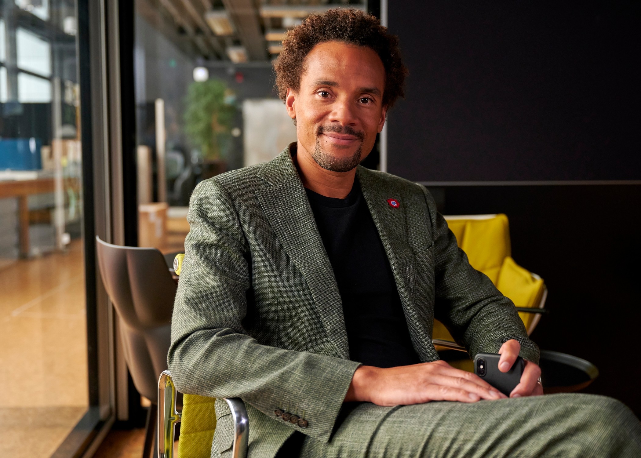 MINI Vision Urbanaut Is As A Futuristic Autonomous Minivan Doubling As A Chic Urban Hangout