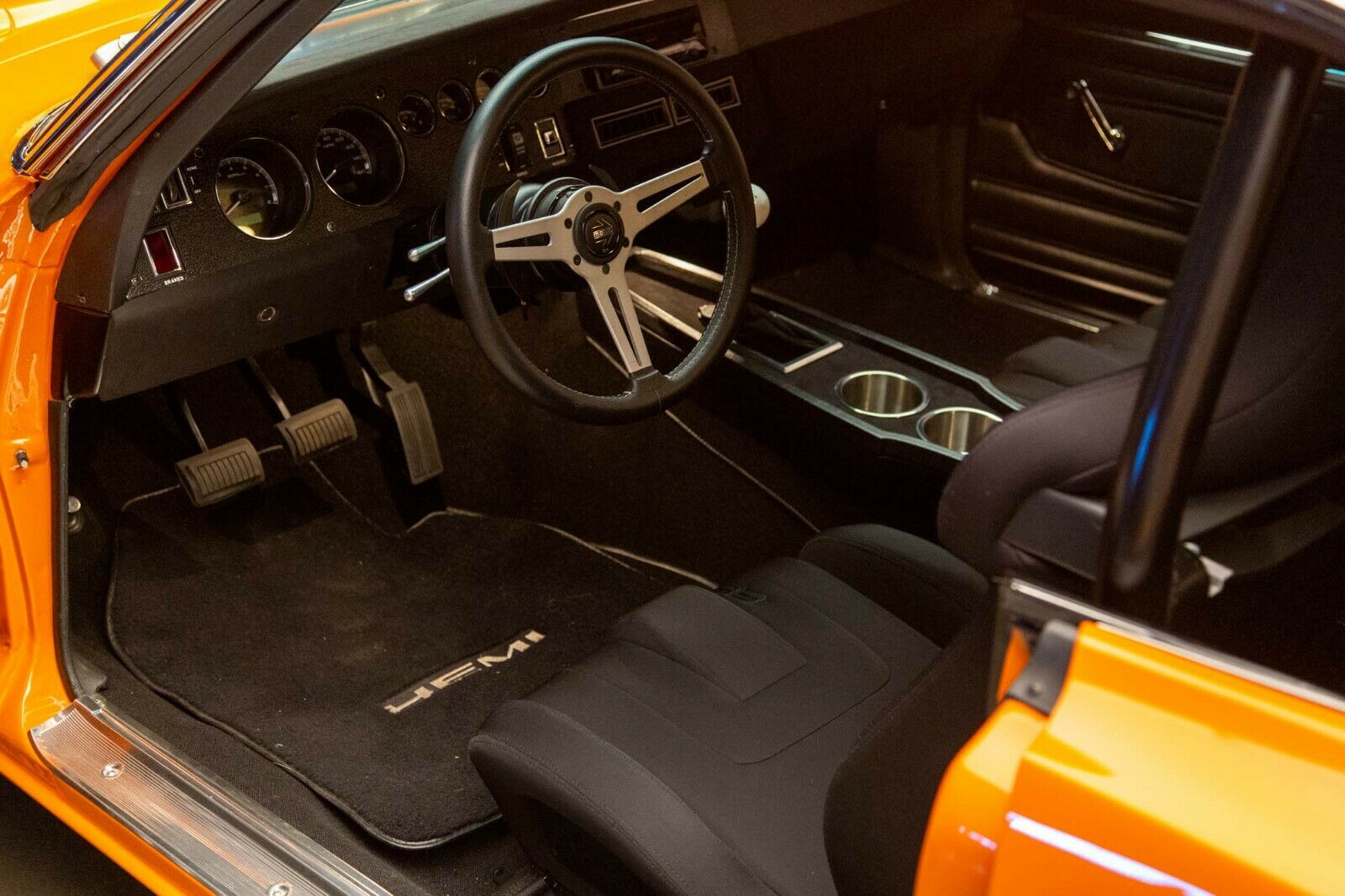 This Badass “HELLRUNNER” 1969 Plymouth Road Runner Restomod Will Get You High On Octane