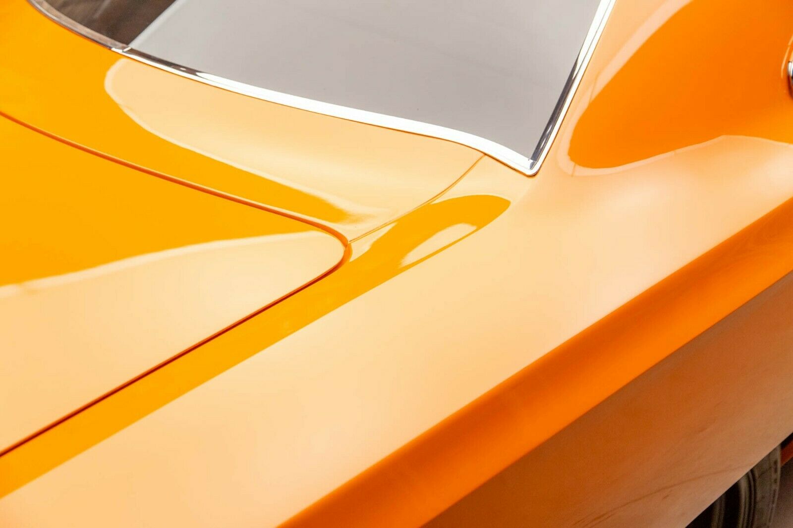 This Badass “HELLRUNNER” 1969 Plymouth Road Runner Restomod Will Get You High On Octane