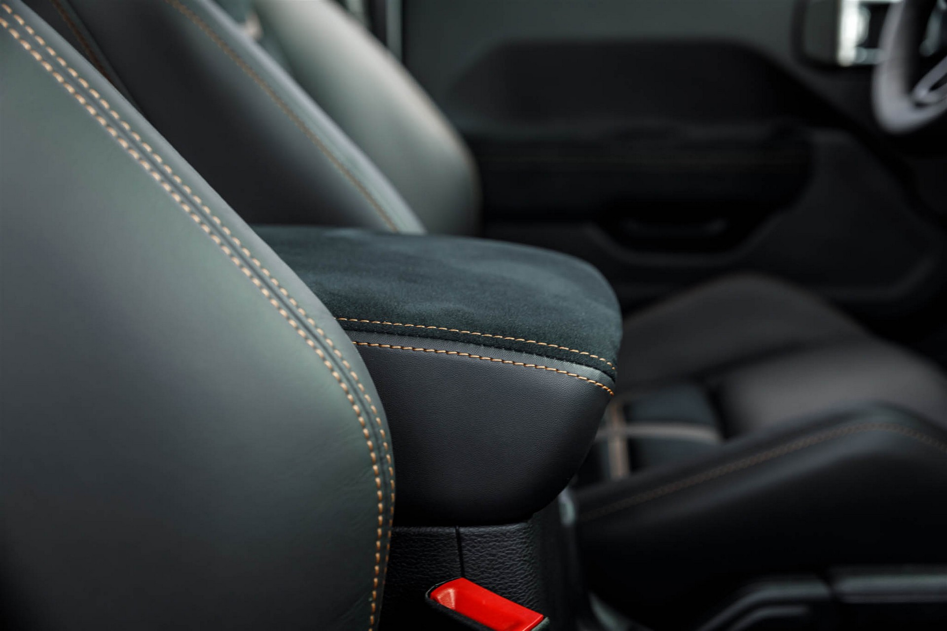 Rezvani Hercules 6×6 Debuts With $225,000 Base Price And Optional 1,300+ HP Supercharged V8