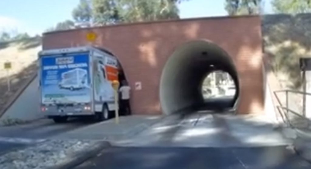  This Is What Happens When You Drive A Square Truck Into A Round Tunnel