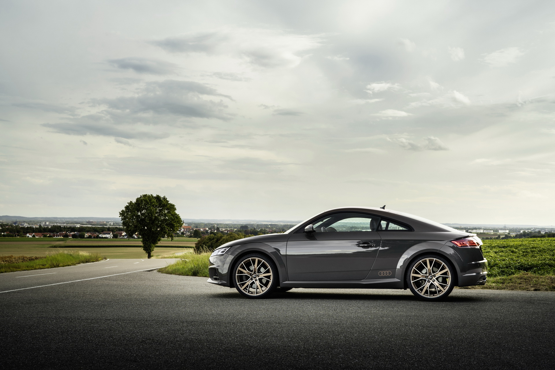 Audi TTS Gains ‘Competition Plus’ Spec, With New ‘Bronze Selection’ Trim Also Available