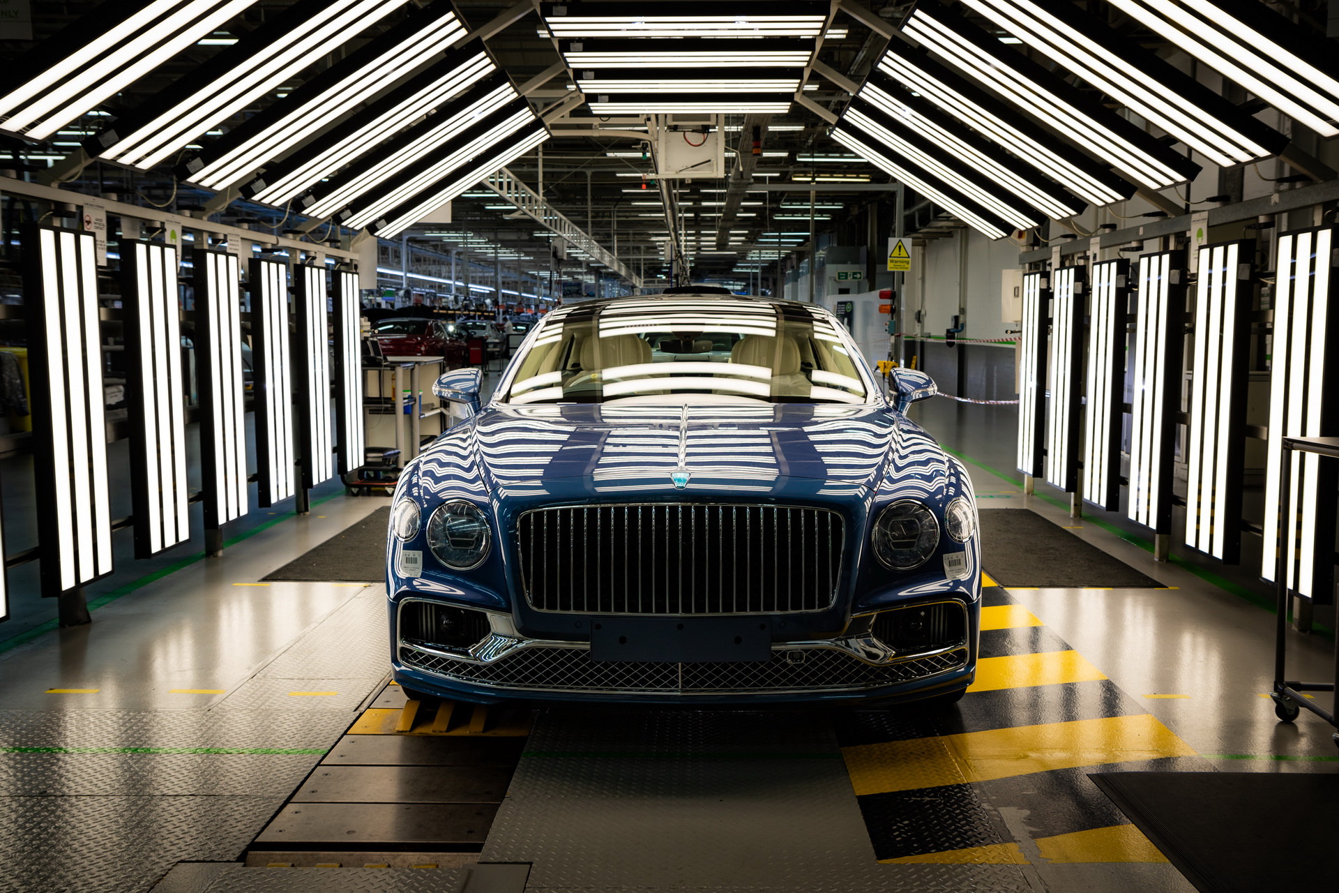 V8-Powered Bentley Flying Spur Production And Deliveries Now Underway