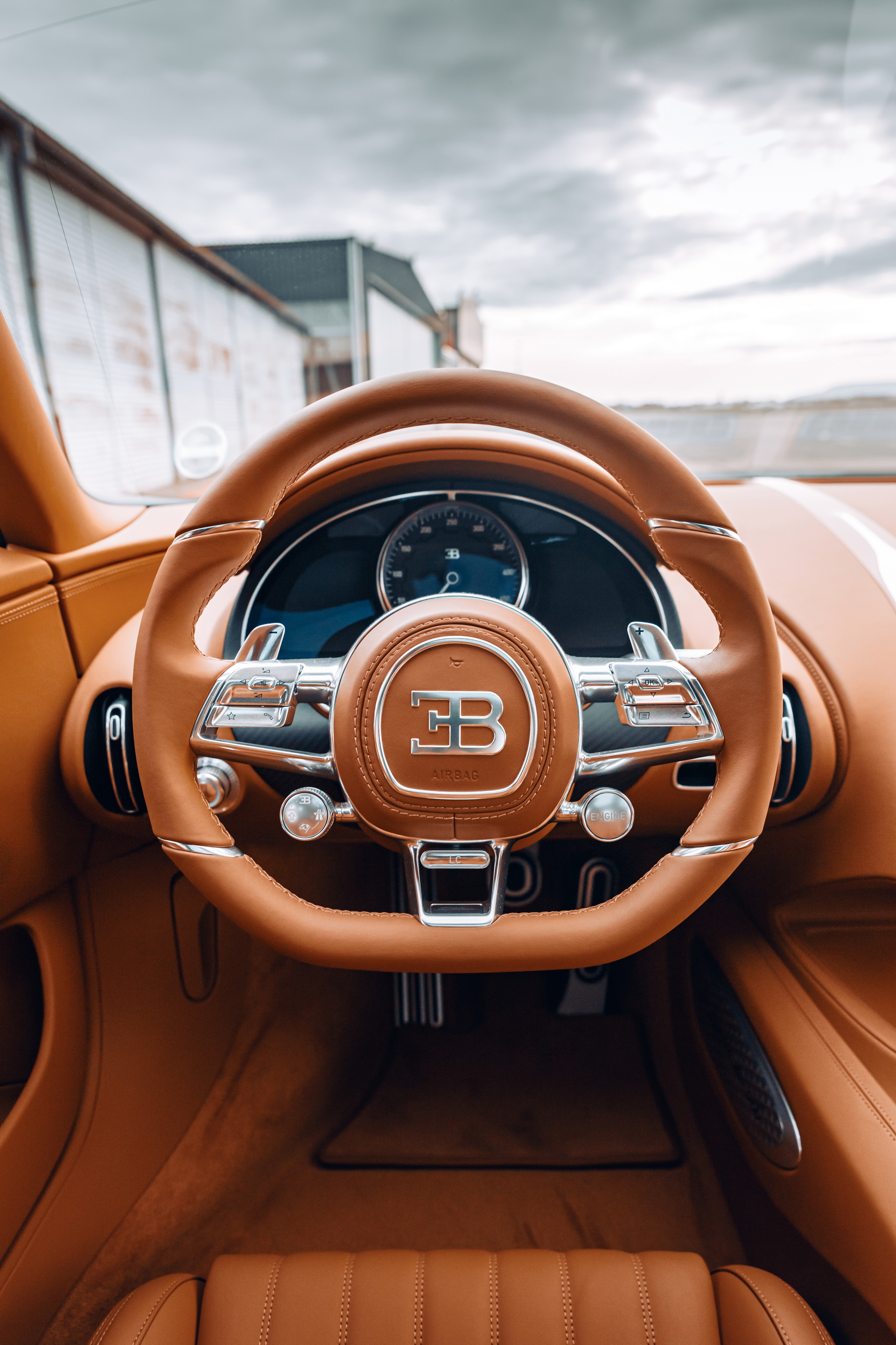 Bugatti Chiron Sport ‘Les Legendes Du Ciel’ Honors 20th Century Daredevils