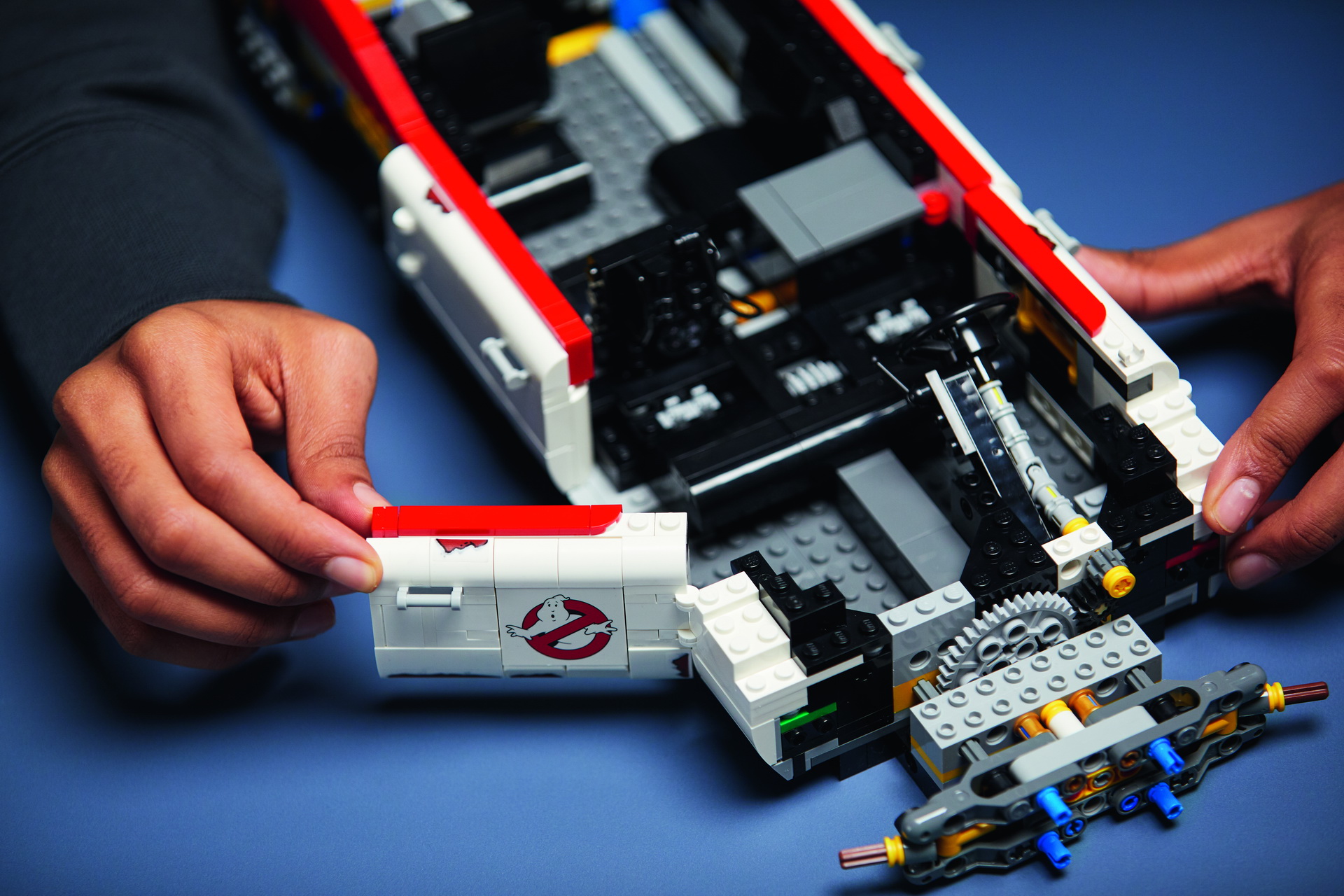 LEGO Ghostbusters Ecto-1 Movie Car Set To Launch This Week, Who You Gonna Call?