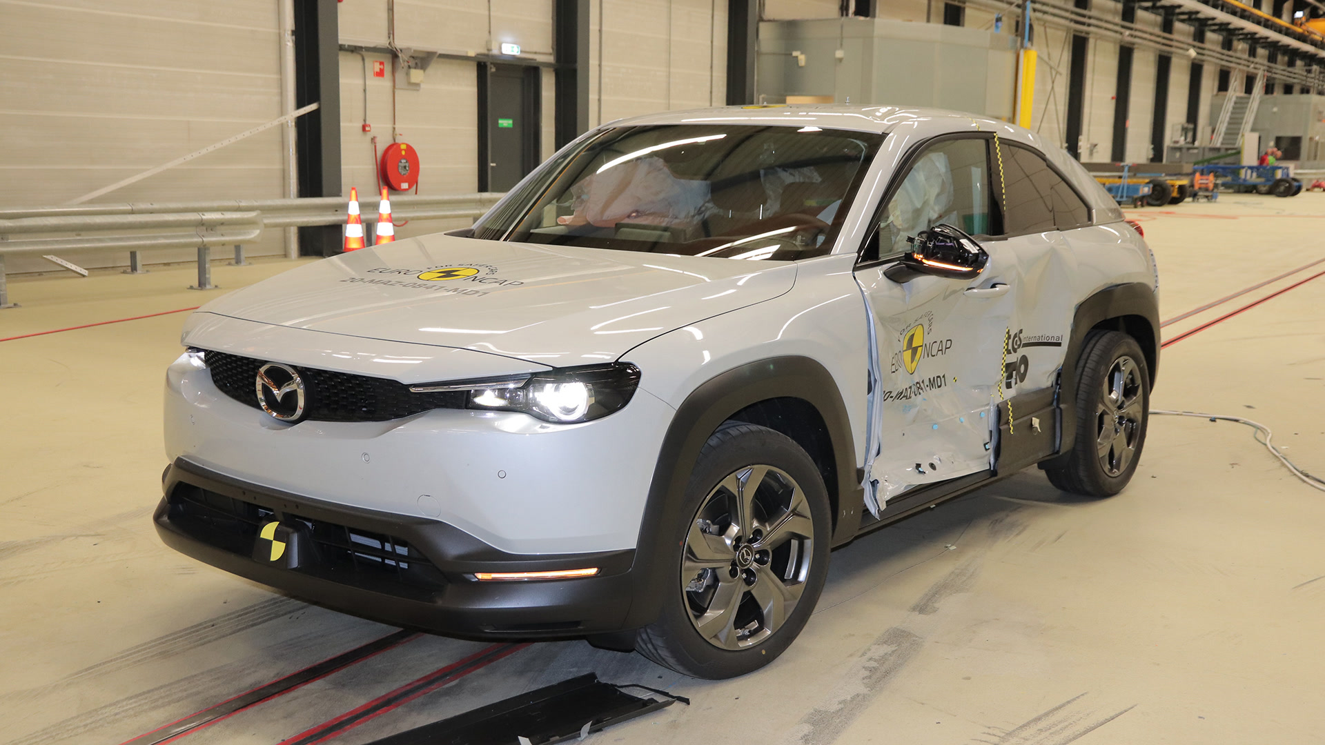 Watch Euro NCAP Crash-Test The Mazda MX-30 And Honda Jazz