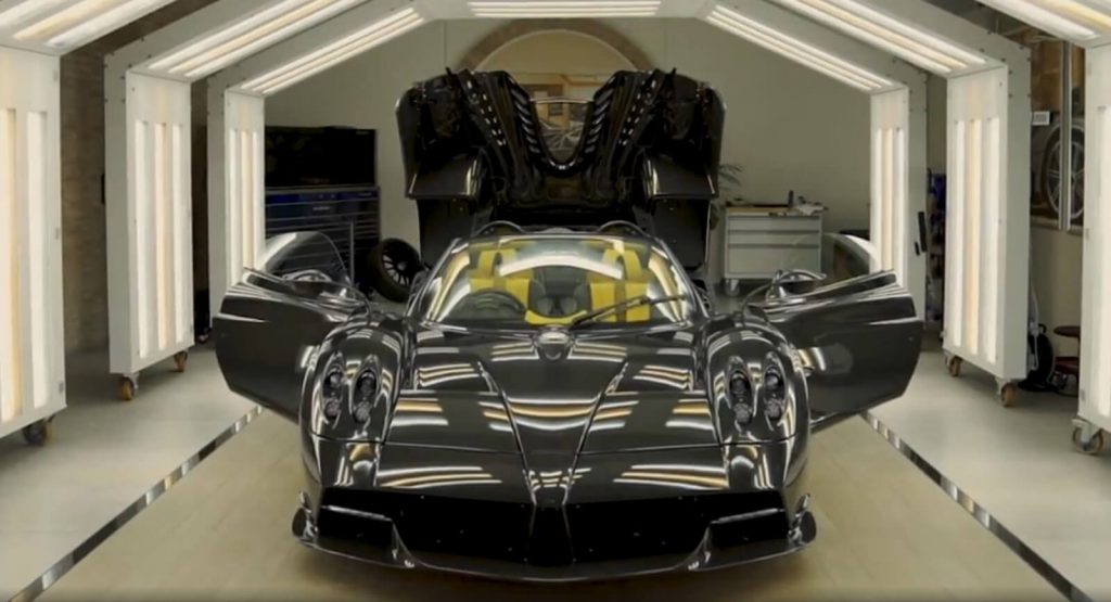  Last Pagani Huayra Roadster Is An Exposed Carbon-Bodied, Jaw-Dropping Machine