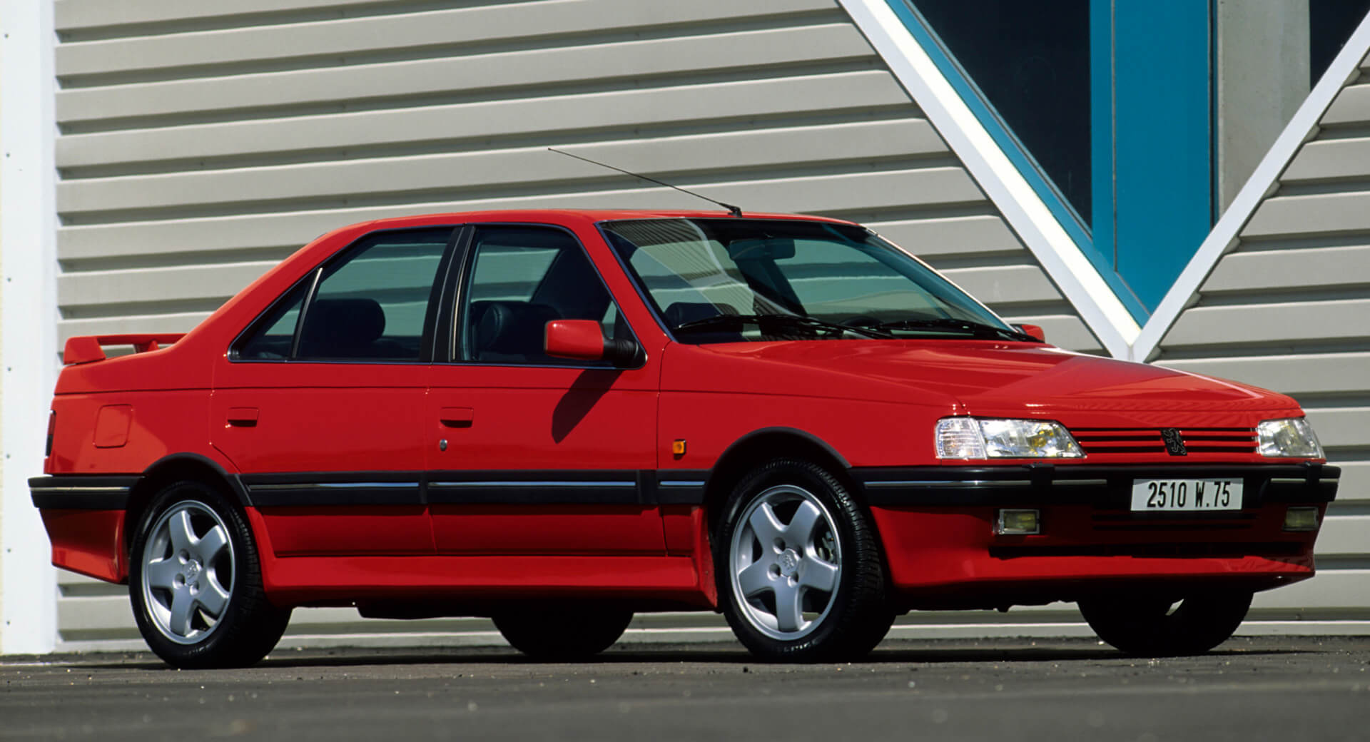 Peugeot 405 T16 Was A Pininfarina-Styled, 220 HP Sports Sedan Of The 1990s | Carscoops