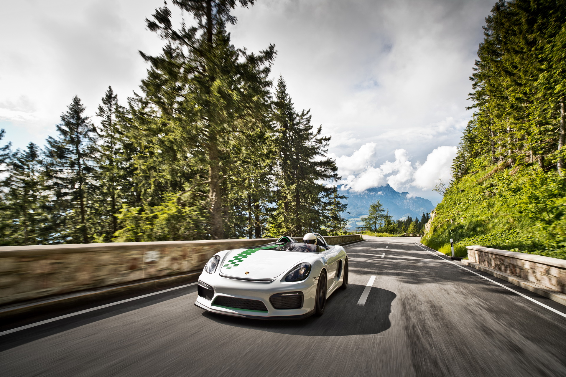 Porsche Serves Up Another Look At The Boxster Bergspyder