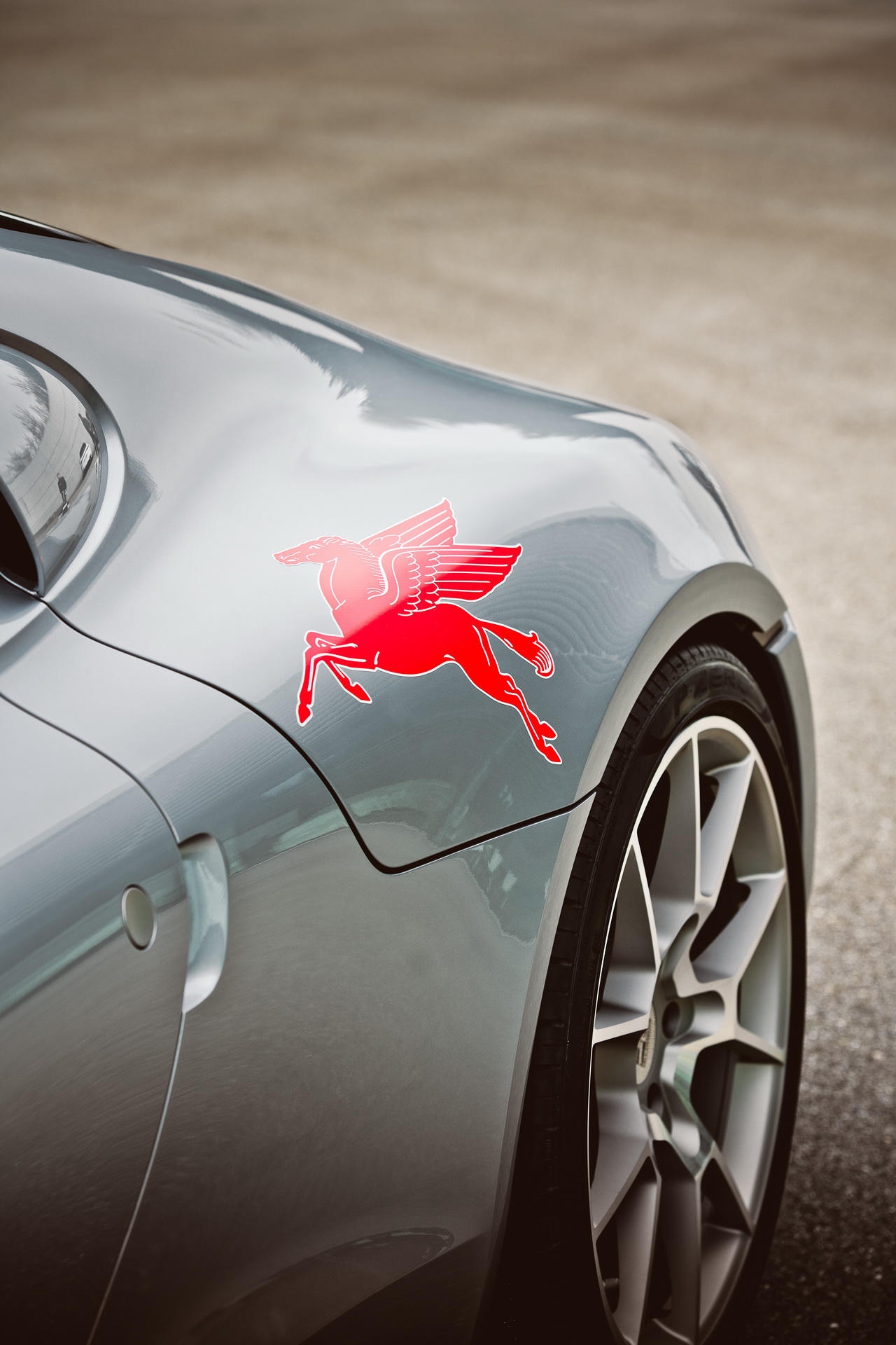 Porsche Le Mans Living Legend Is A Stunning One-Off Racer With Butterfly Doors