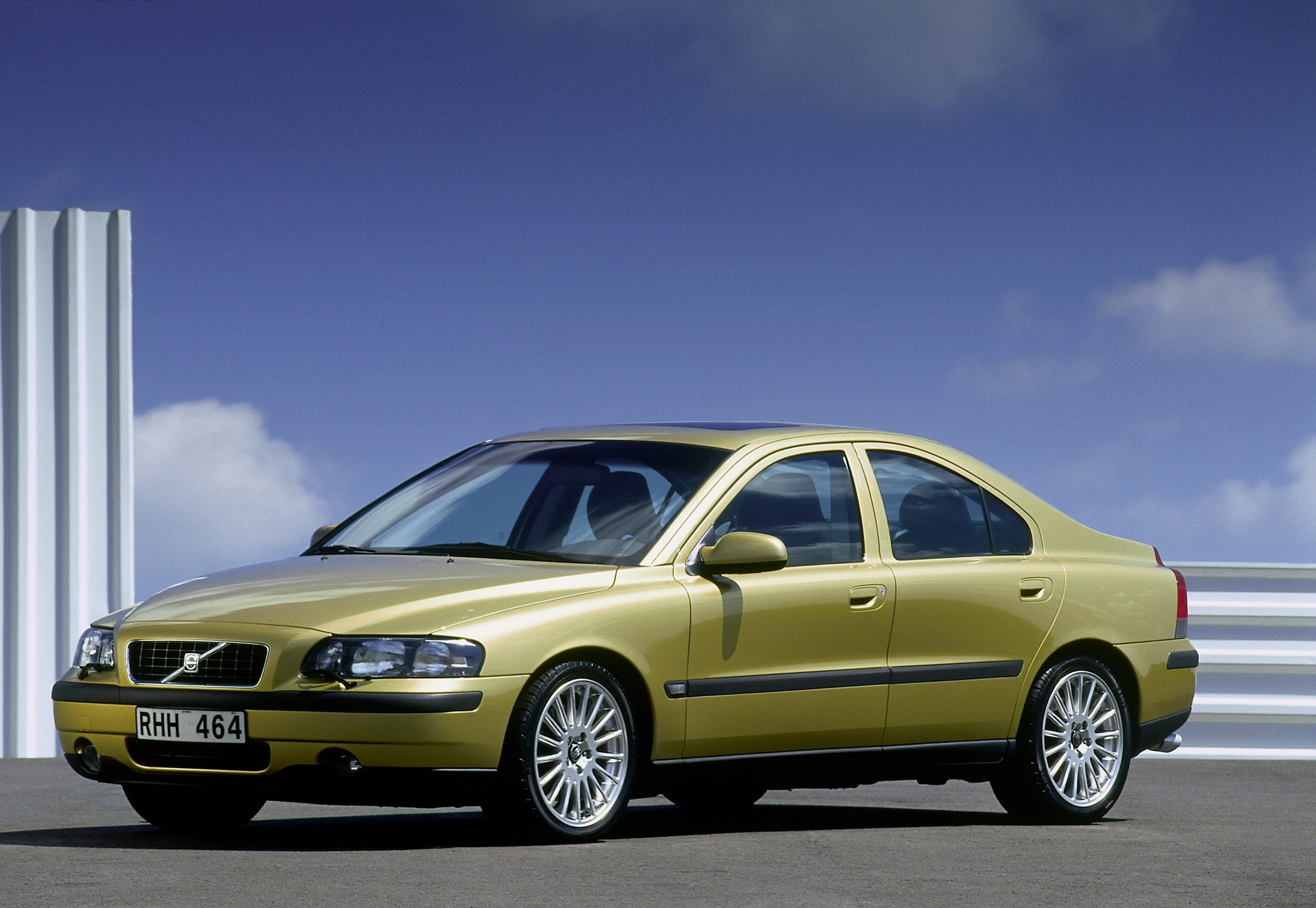 54,000 First-Gen Volvo S60 And S80 Models Recalled In U.S. Over Airbag Issue