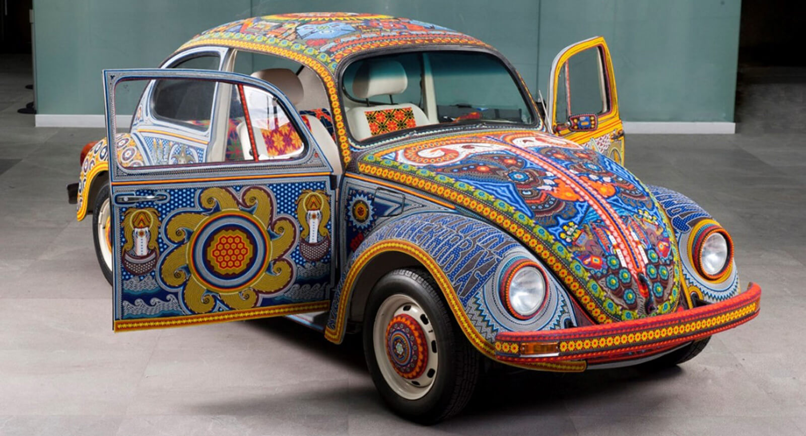 VW Beetle ‘Vochol’ Has Over 2M Beads, Took 9,000 Hours To