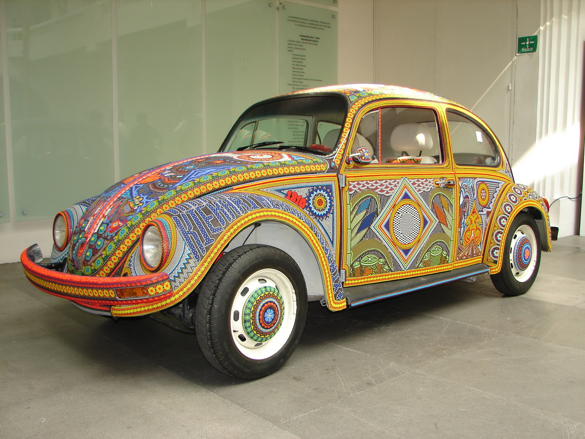 VW Beetle ‘Vochol’ Has Over 2M Beads, Took 9,000 Hours To Build