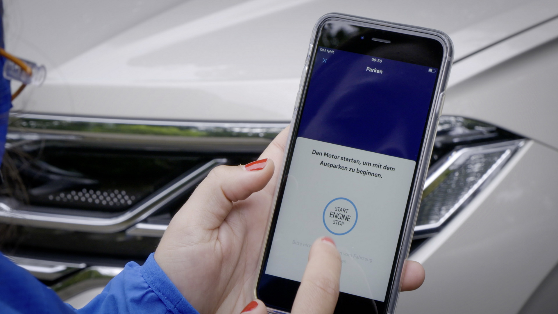 VW Touareg Joins The Remote-Parking Crowd With New Smartphone-Compatible Function