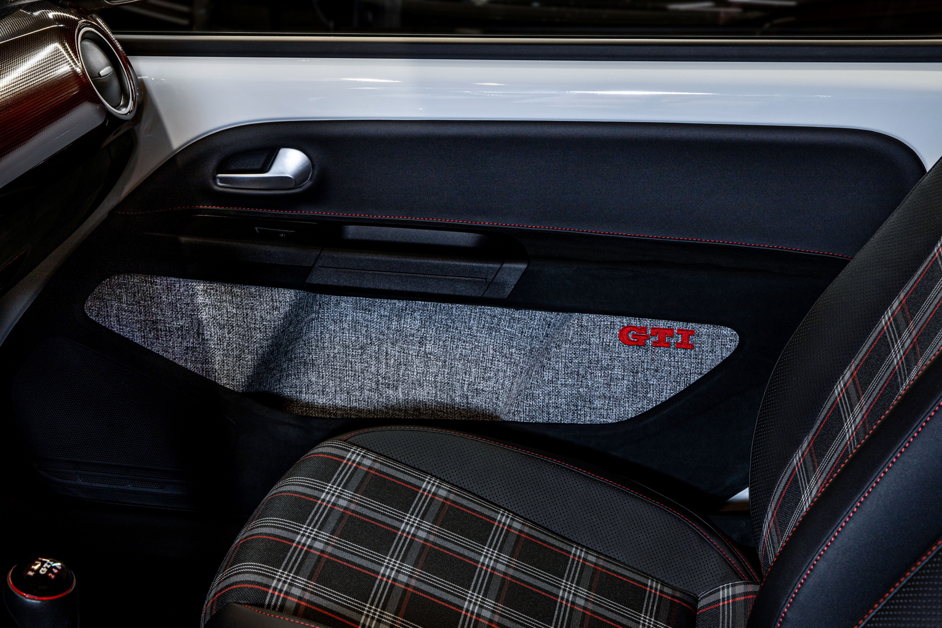 Vilner’s Bespoke VW Up! GTI Stands Out Thanks To Its Lively Livery