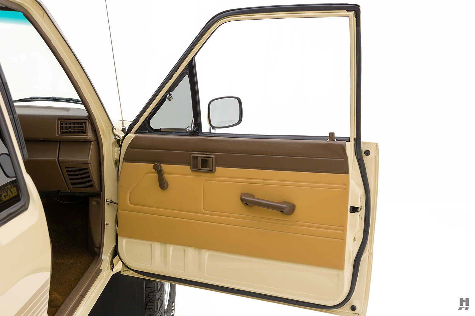 Conquer The Wilderness In This Indestructible, Fully-Restored 1986 Toyota Pickup