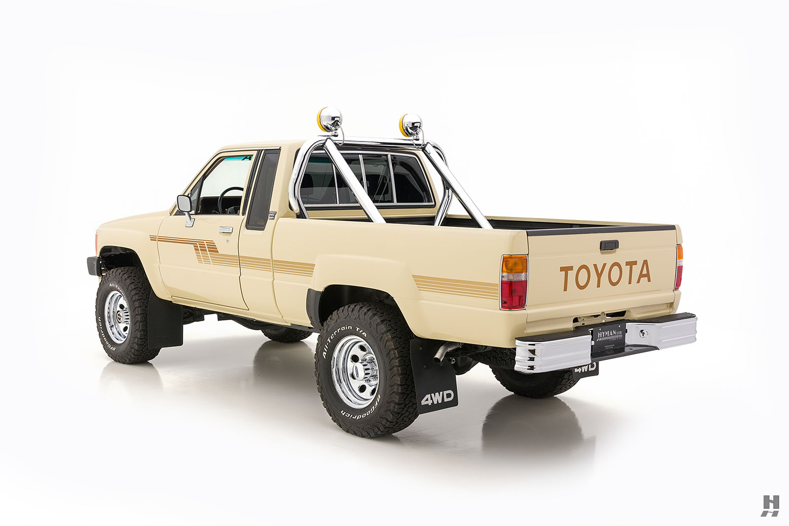 Conquer The Wilderness In This Indestructible, Fully-Restored 1986 Toyota Pickup