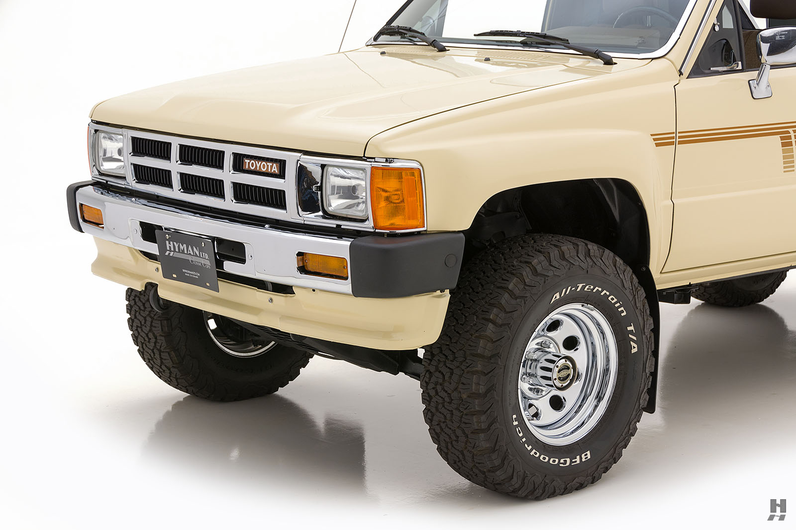 Conquer The Wilderness In This Indestructible, Fully-Restored 1986 Toyota Pickup
