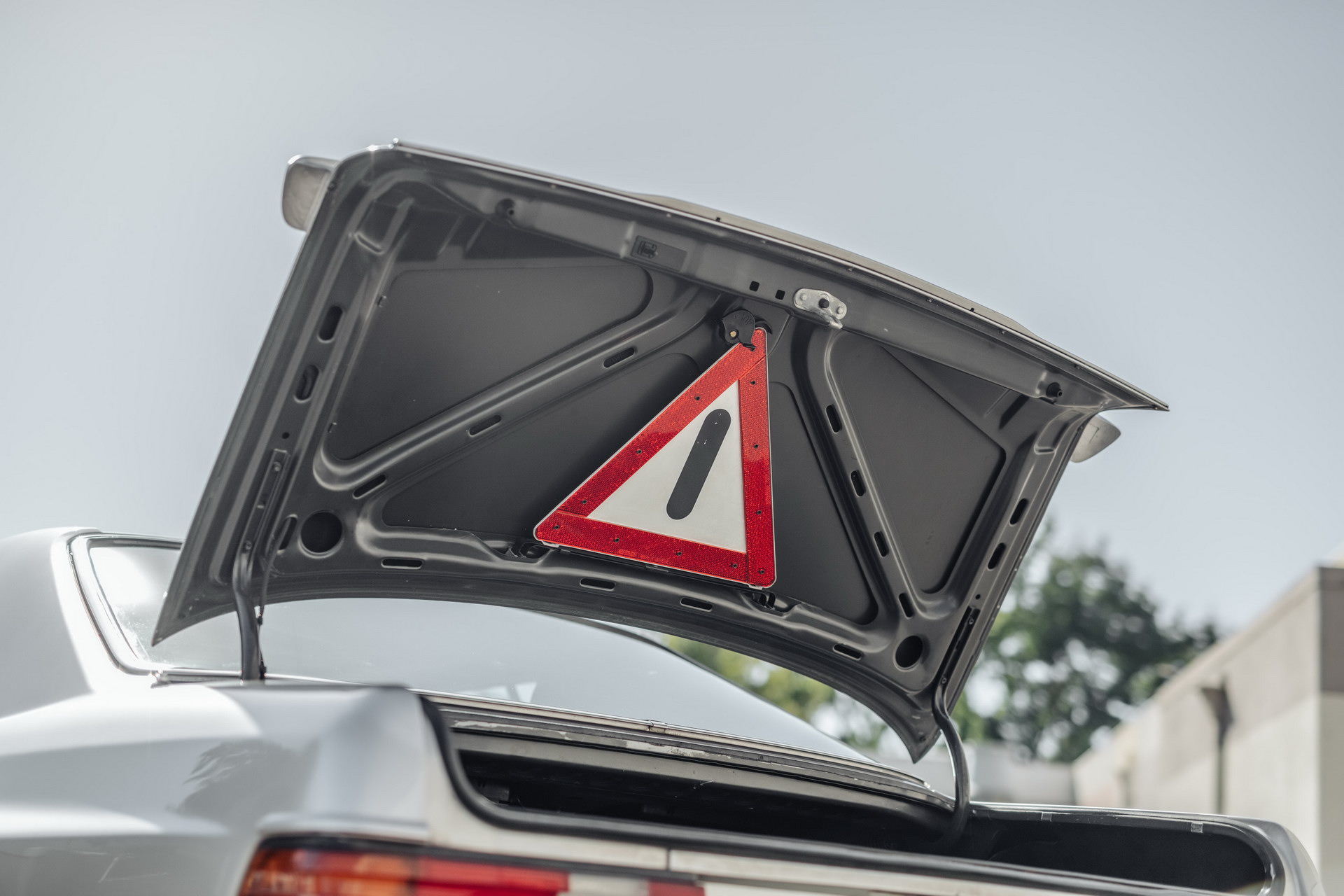 1989 Mercedes-Benz 560 SEC AMG 6.0 Widebody Is Bad To The Bone