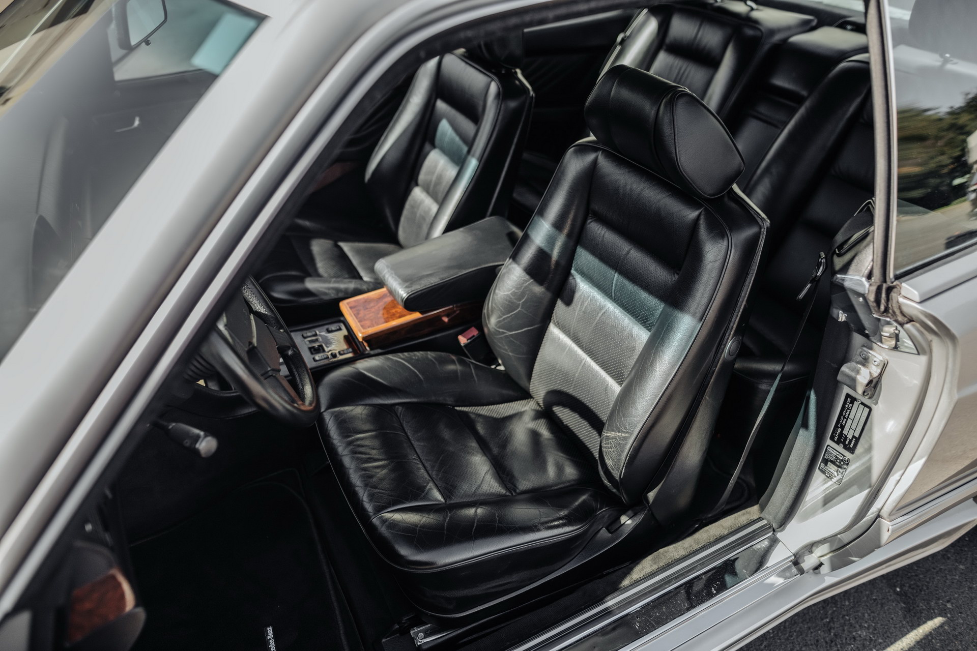 1989 Mercedes-Benz 560 SEC AMG 6.0 Widebody Is Bad To The Bone