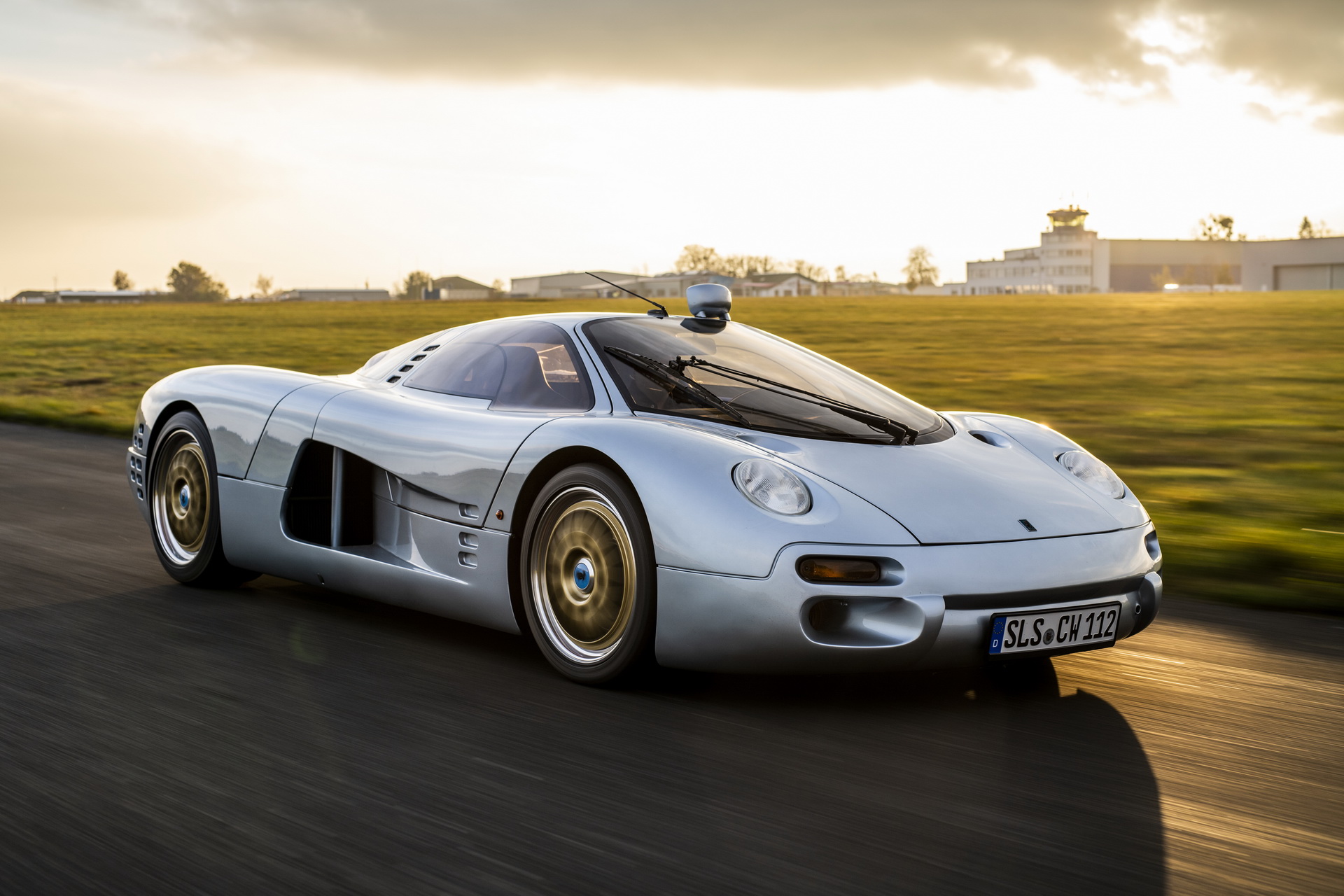 The One And Only Isdera Commendatore 112i Is Up For Grabs