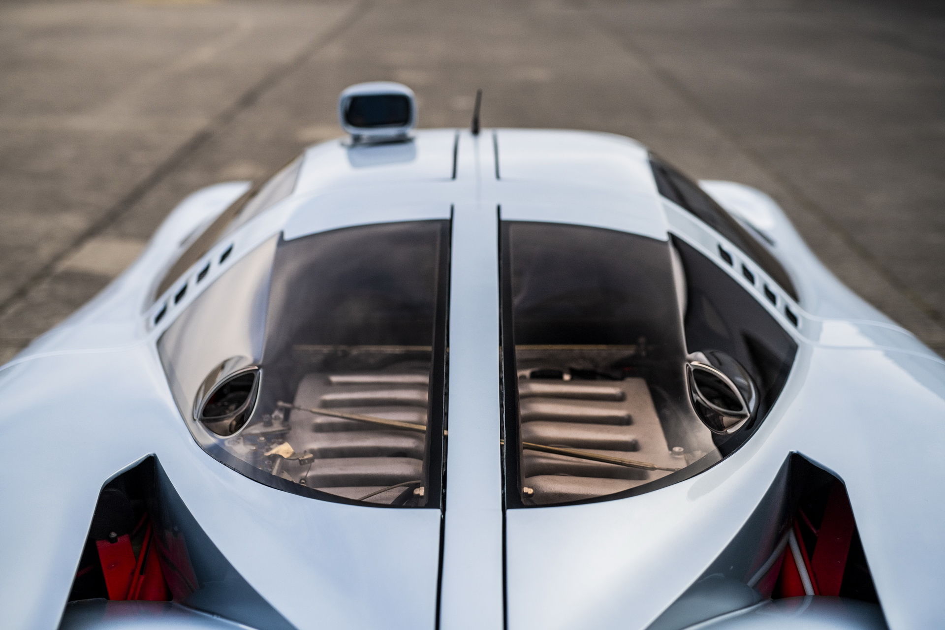 The One And Only Isdera Commendatore 112i Is Up For Grabs