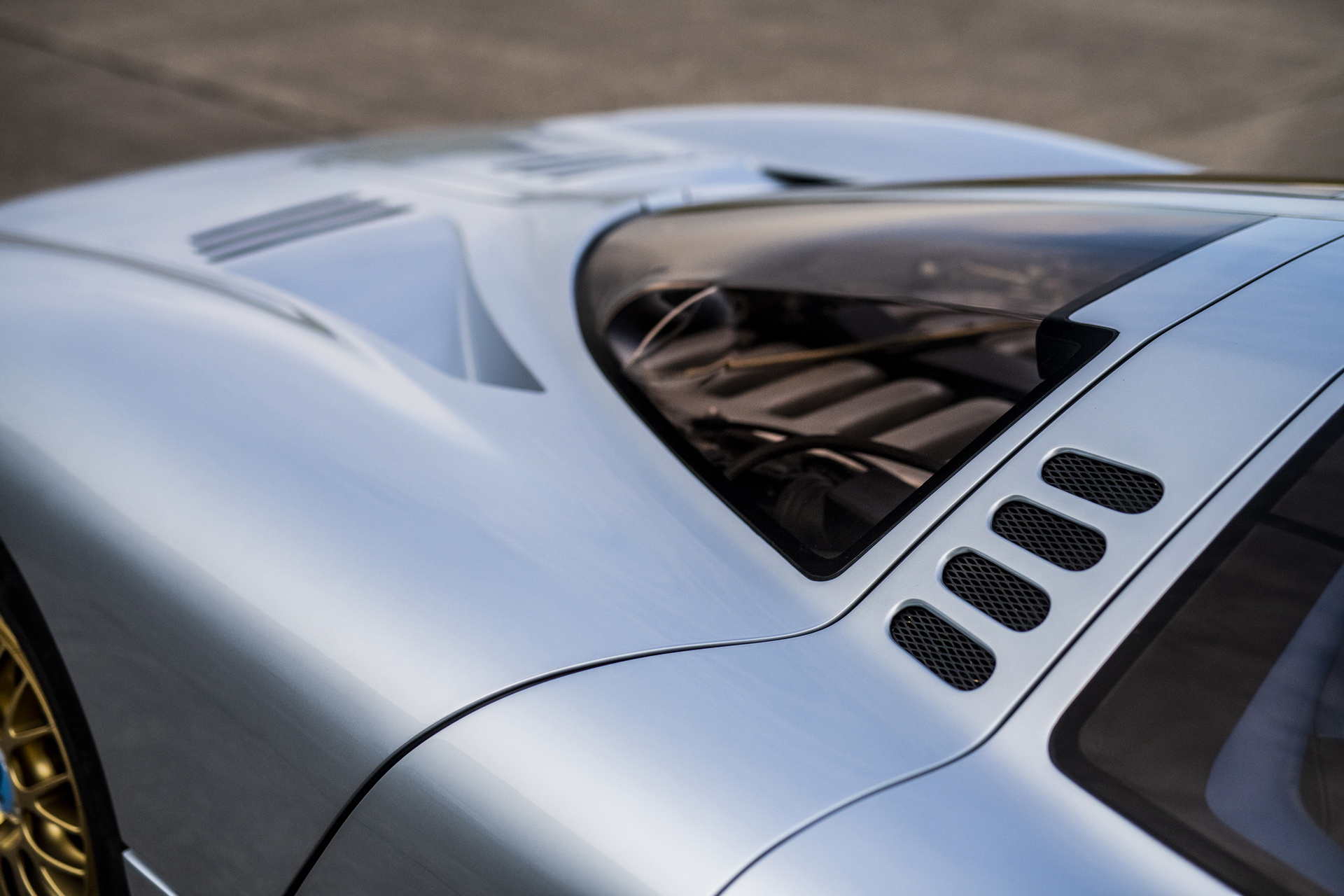 The One And Only Isdera Commendatore 112i Is Up For Grabs