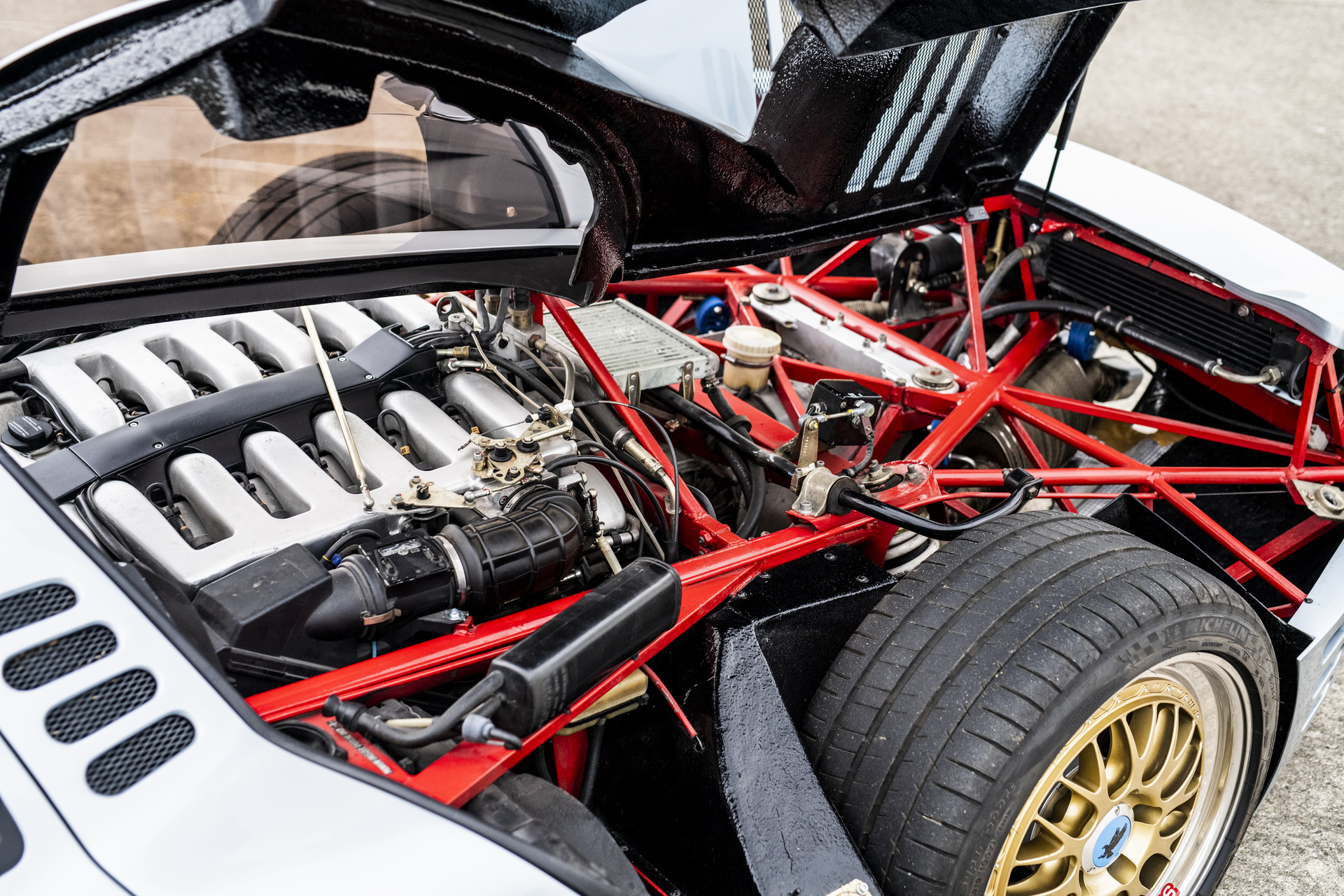 The One And Only Isdera Commendatore 112i Is Up For Grabs