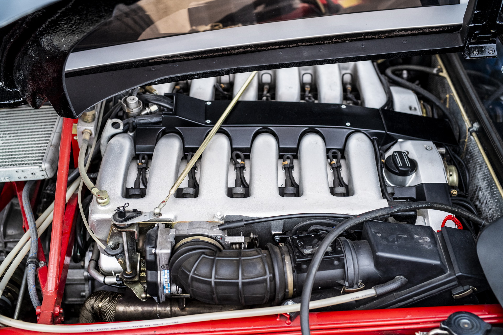 The One And Only Isdera Commendatore 112i Is Up For Grabs