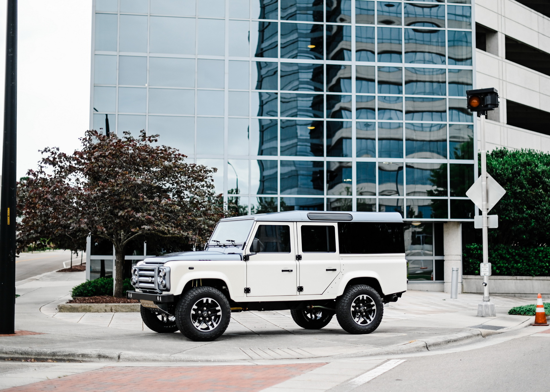 1993 Land Rover Defender 110 Restomod Wants To Roll With The Big Boys, Rocks A 600 HP 6.2L V8