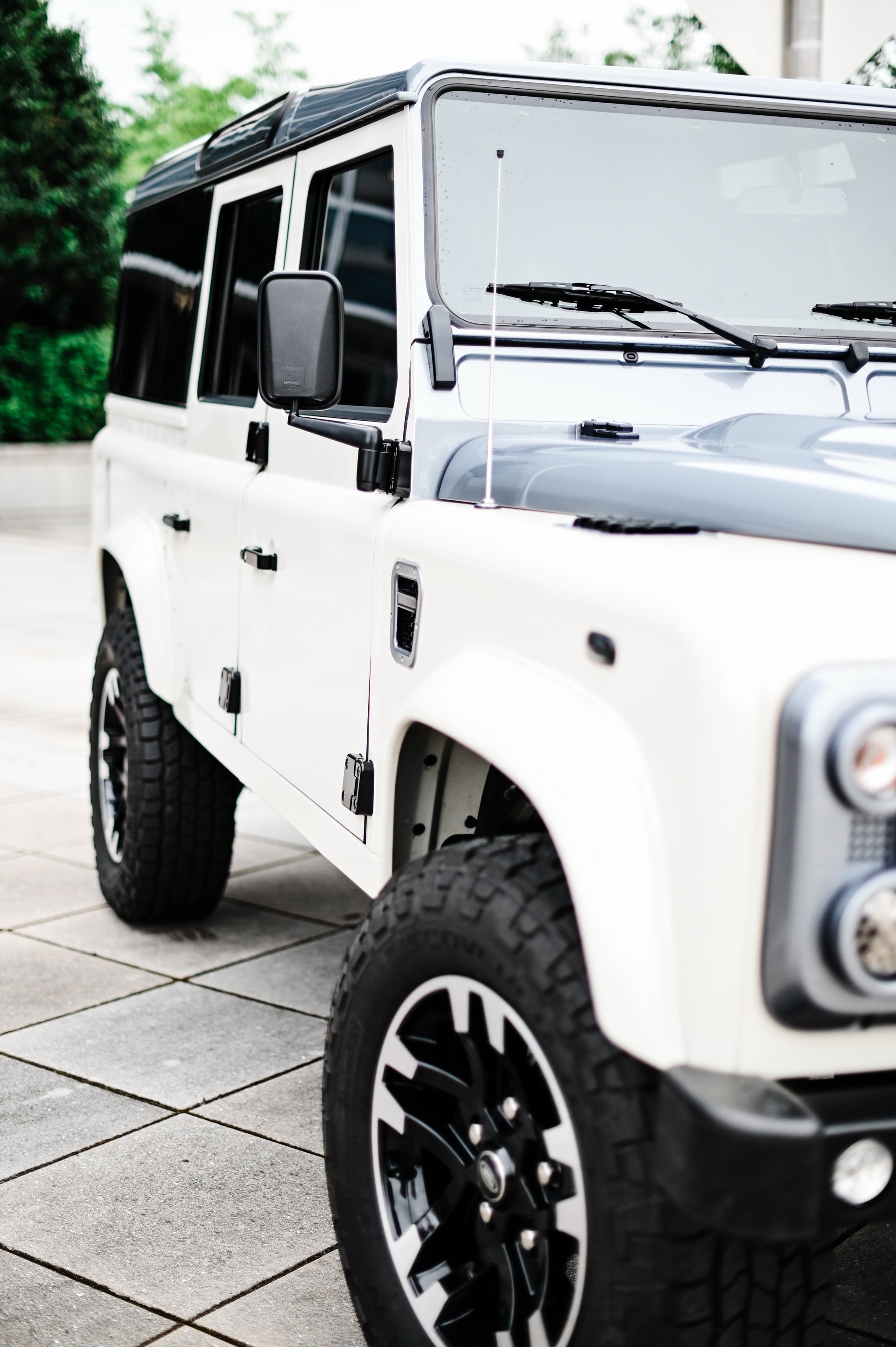 1993 Land Rover Defender 110 Restomod Wants To Roll With The Big Boys, Rocks A 600 HP 6.2L V8