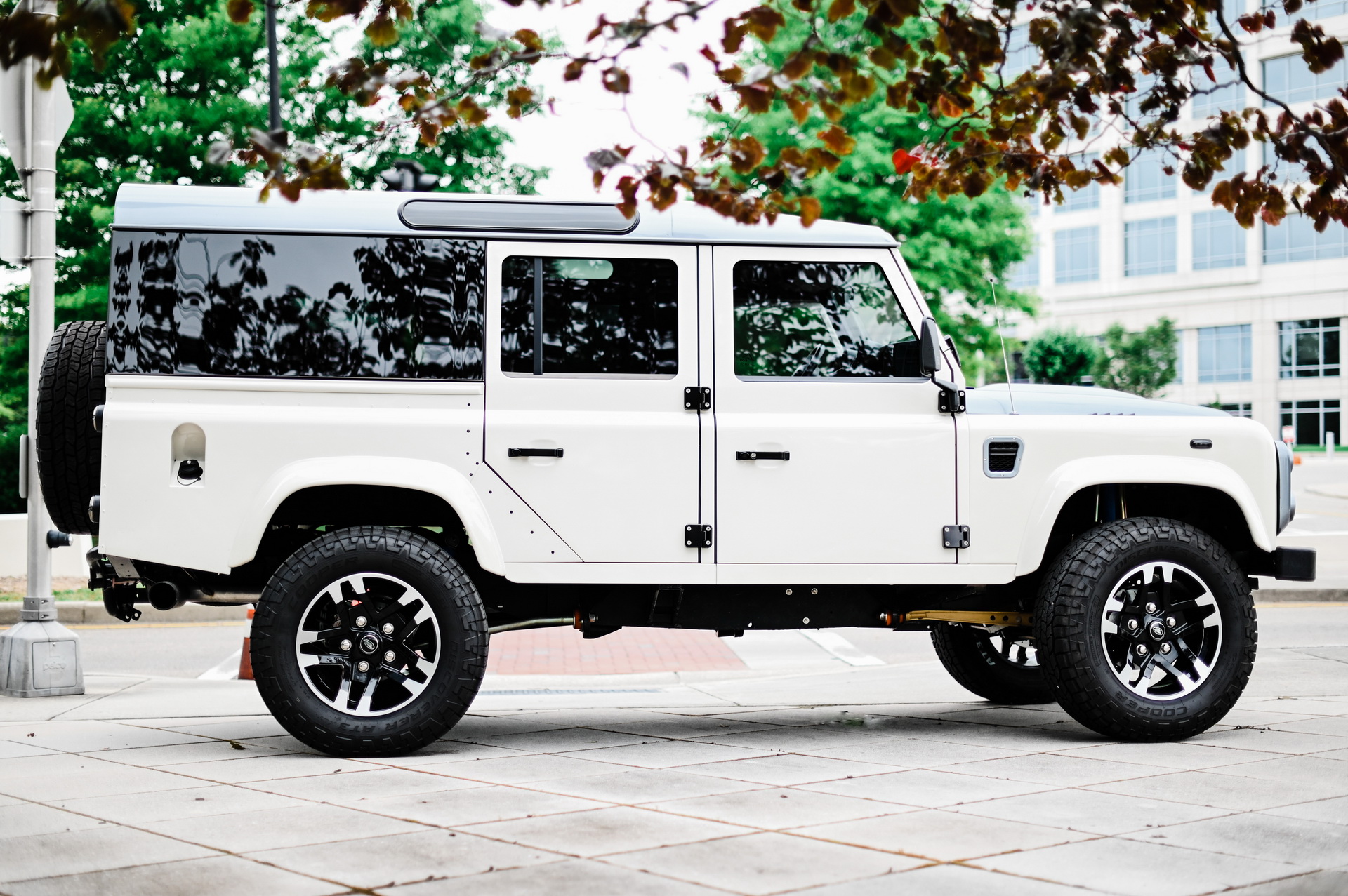 1993 Land Rover Defender 110 Restomod Wants To Roll With The Big Boys, Rocks A 600 HP 6.2L V8