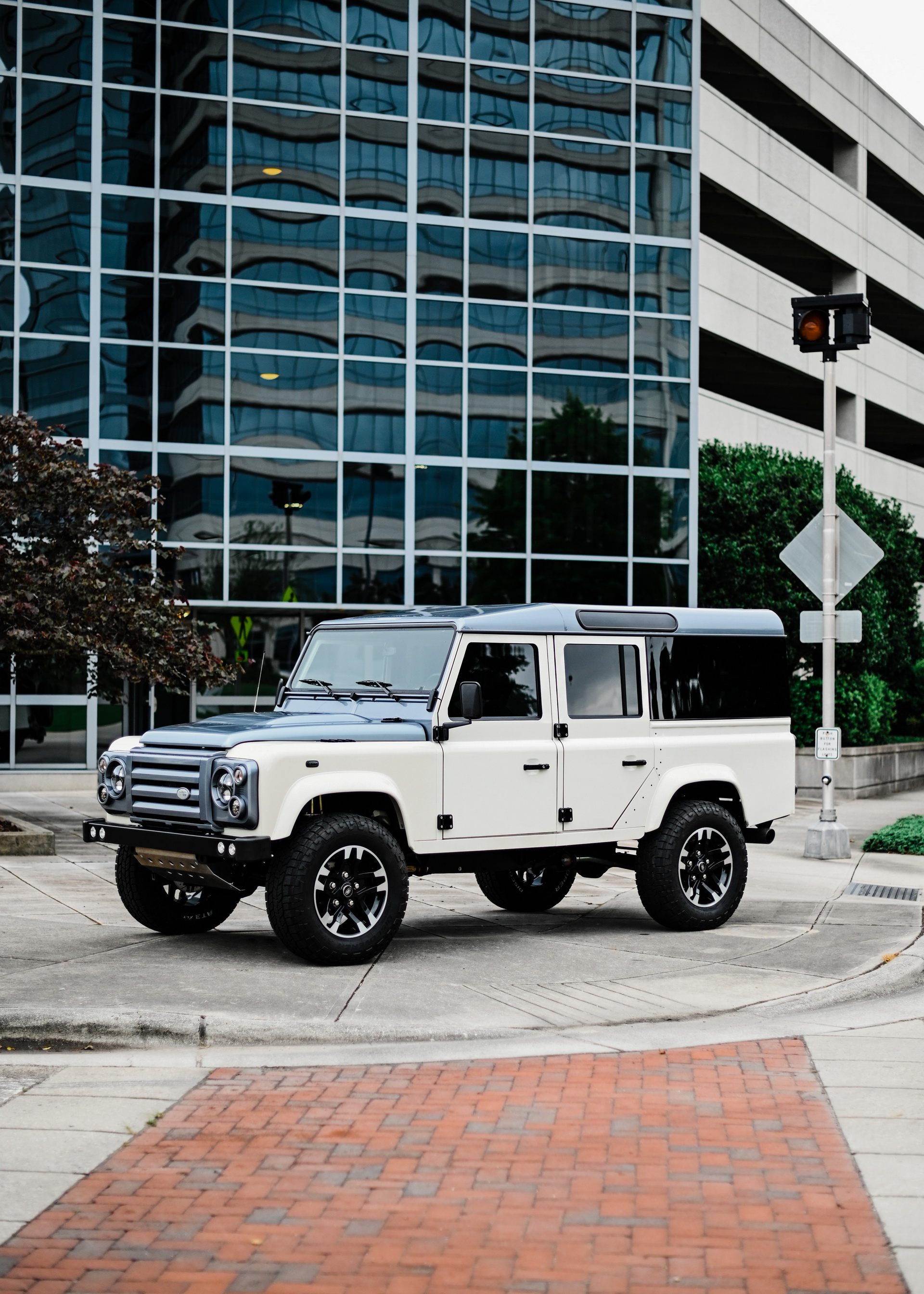 1993 Land Rover Defender 110 Restomod Wants To Roll With The Big Boys, Rocks A 600 HP 6.2L V8